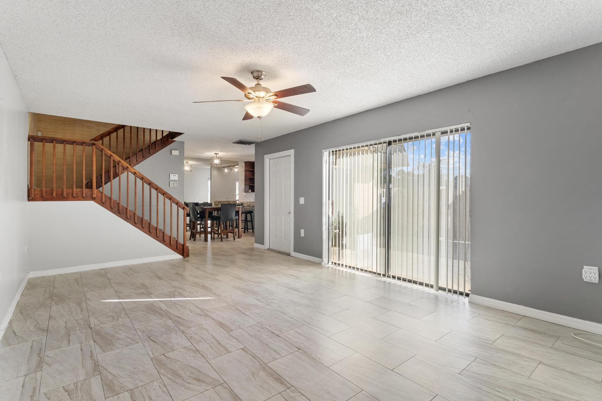 2410 24th Way, West Palm Beach, FL 33407 — photo 4 of 46