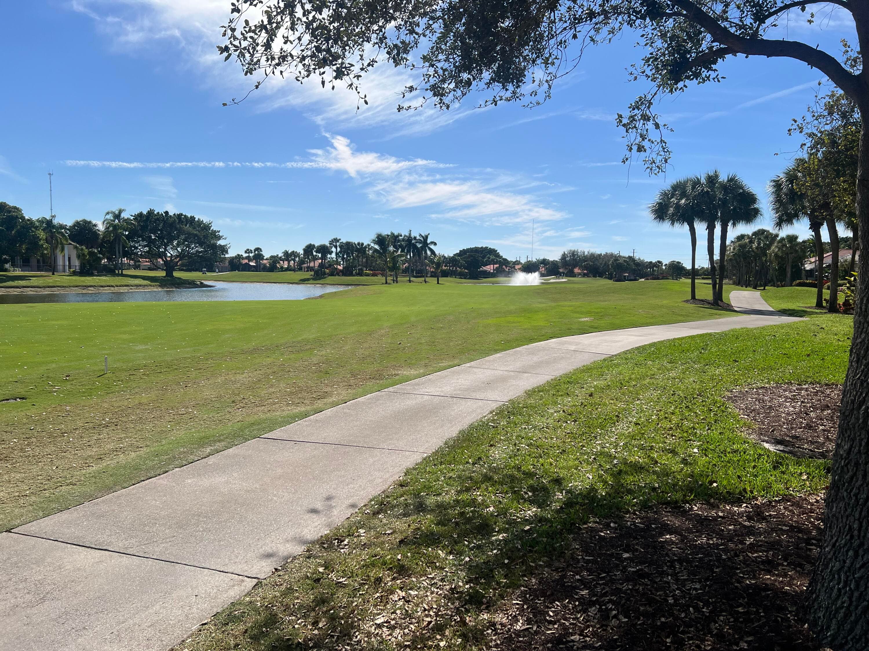 4194 Imperial Isle Drive, Lake Worth, FL 33449 — photo 8 of 54
