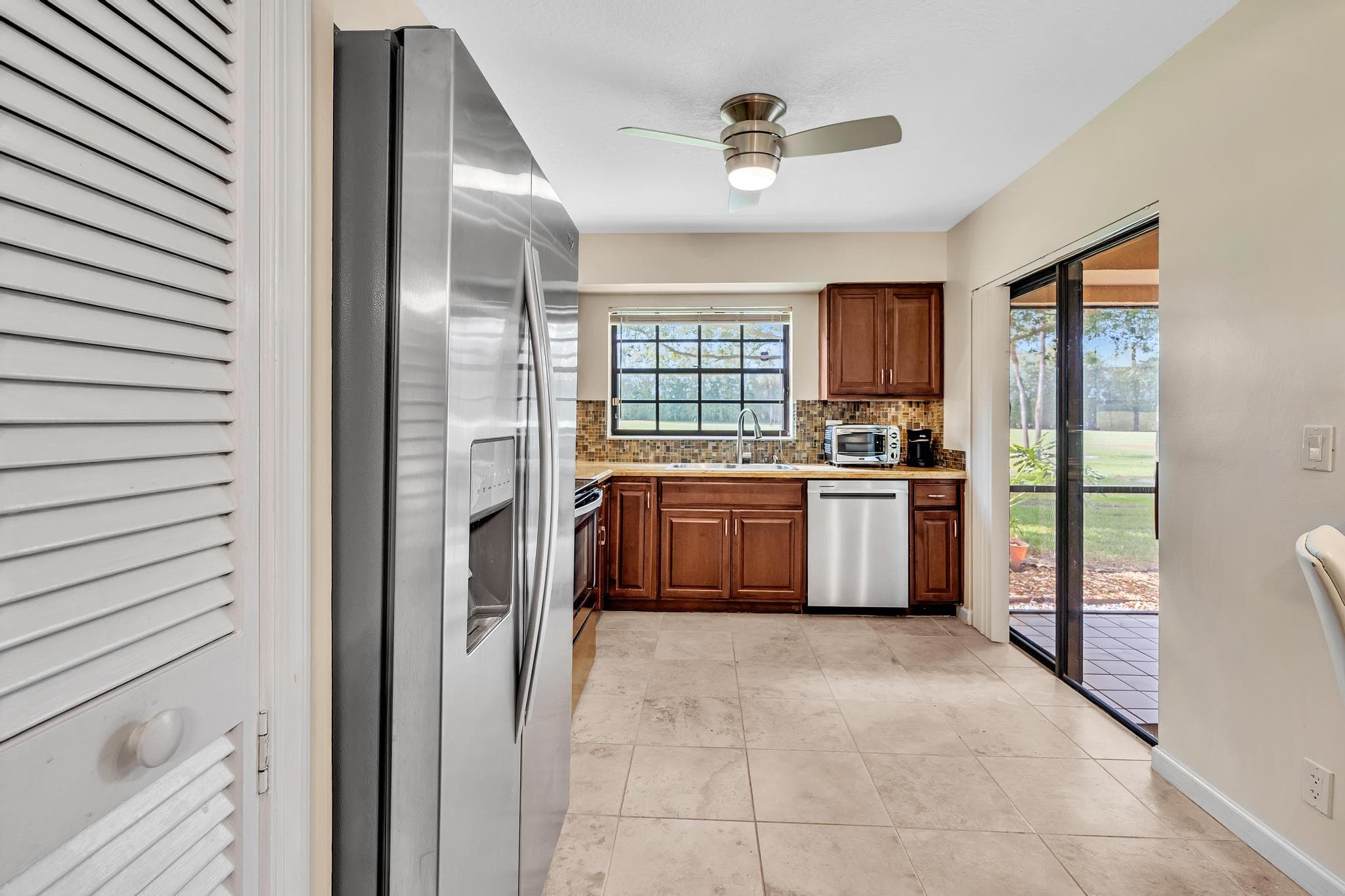 17372 Boca Club Boulevard 405, Boca Raton, FL 33487 — photo 29 of 74