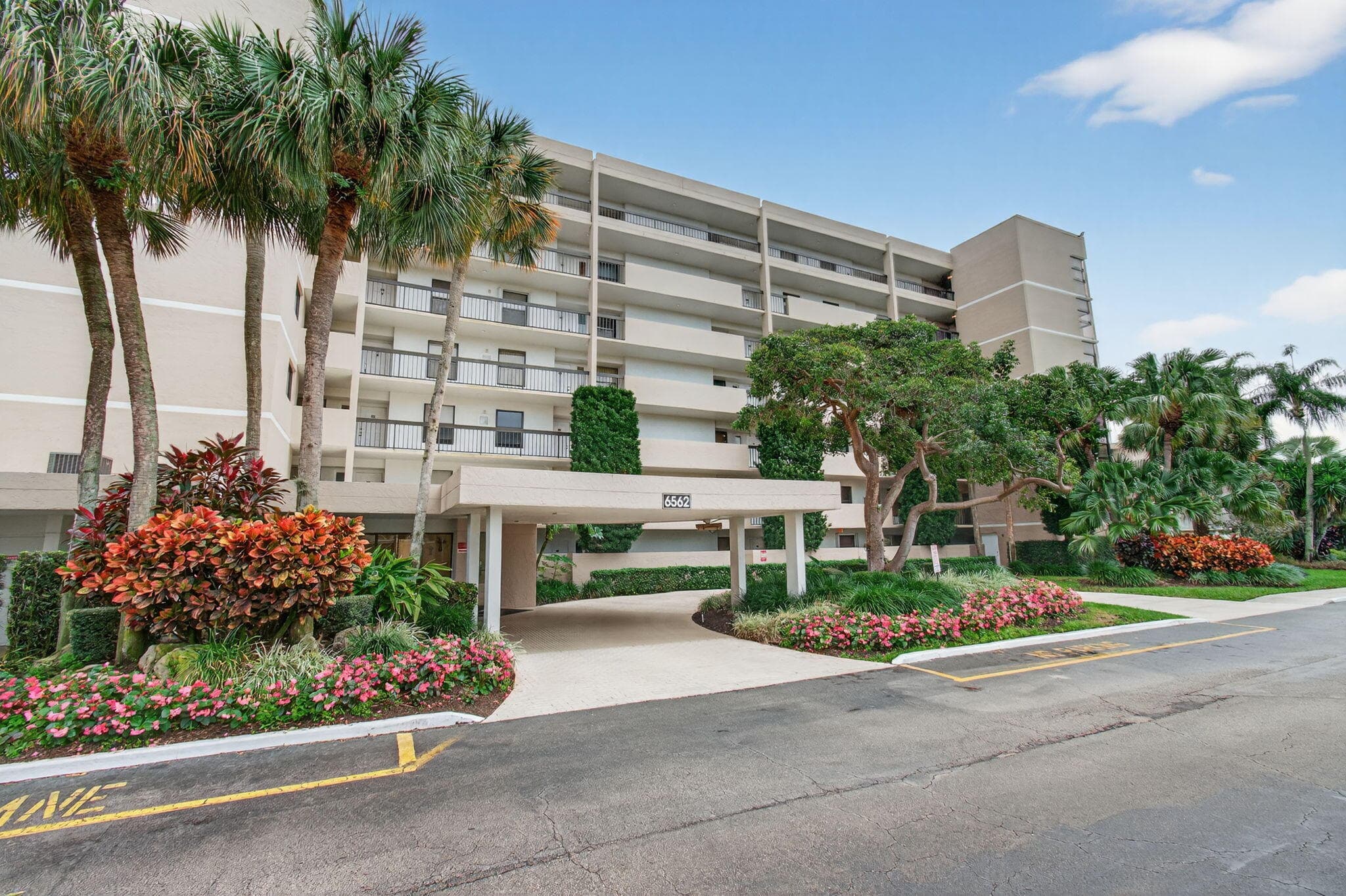 6562 Boca Del Mar Drive 326, Boca Raton, FL 33434 — photo 1 of 25