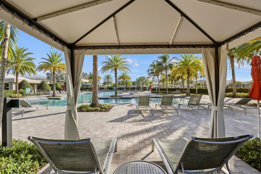 7037 Edison Place, Palm Beach Gardens, FL 33418 — photo 68 of 79
