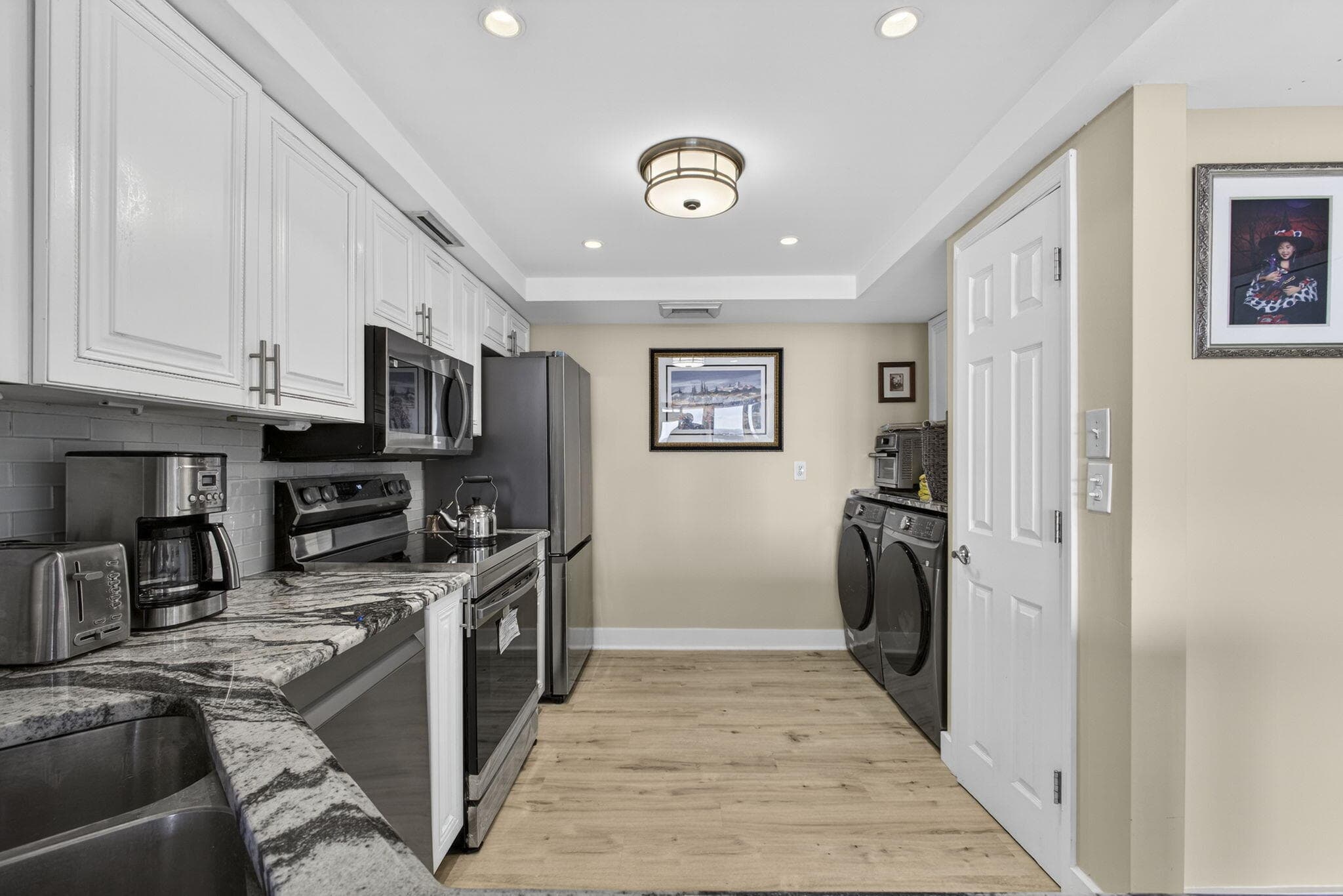 2400 Presidential Way 1606, West Palm Beach, FL 33401 — photo 10 of 58