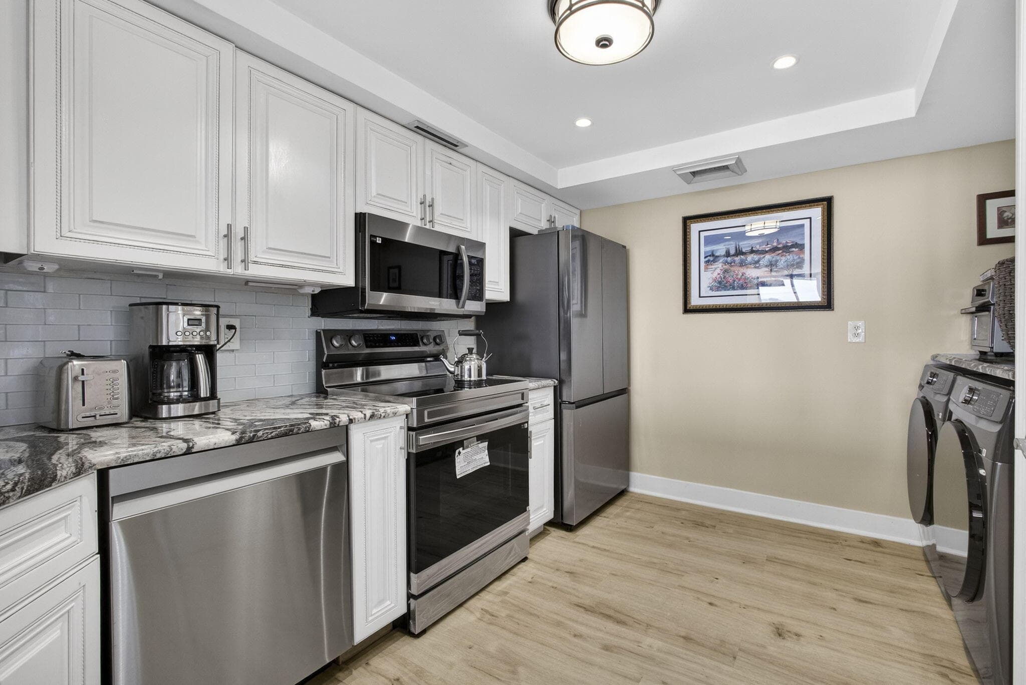 2400 Presidential Way 1606, West Palm Beach, FL 33401 — photo 11 of 58