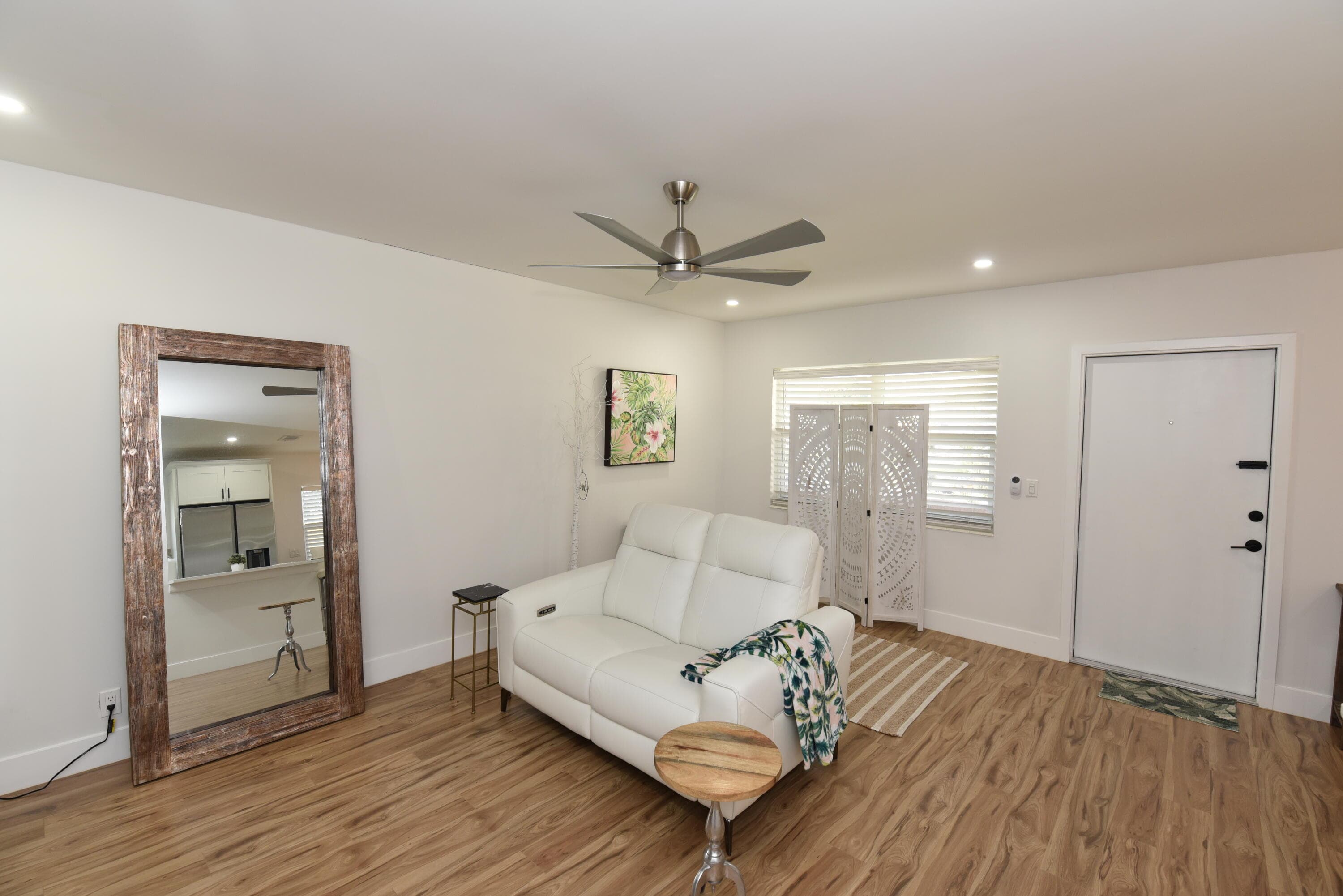 112 Salisbury E, West Palm Beach, FL 33417 — photo 7 of 41