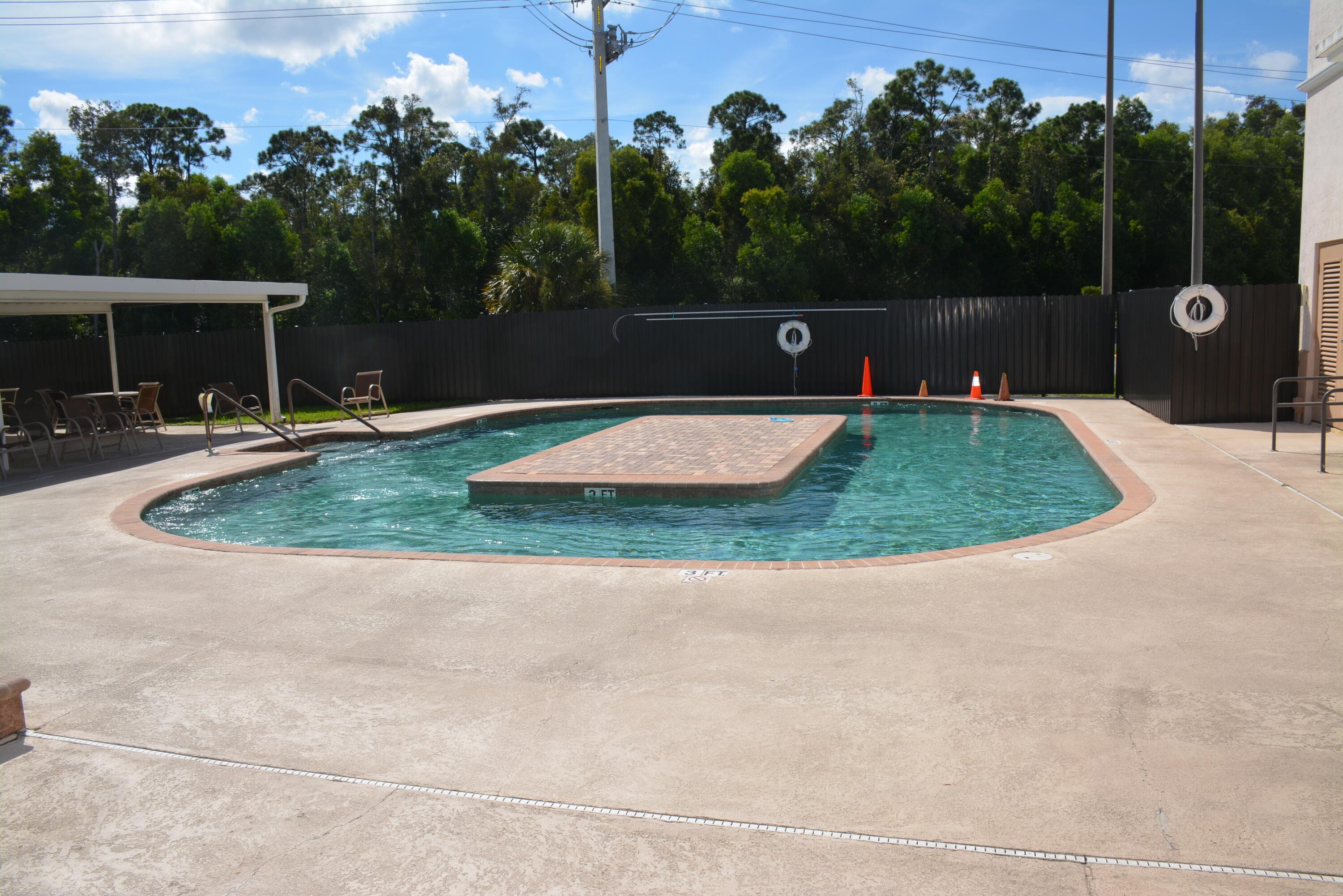112 Salisbury E, West Palm Beach, FL 33417 — photo 36 of 41