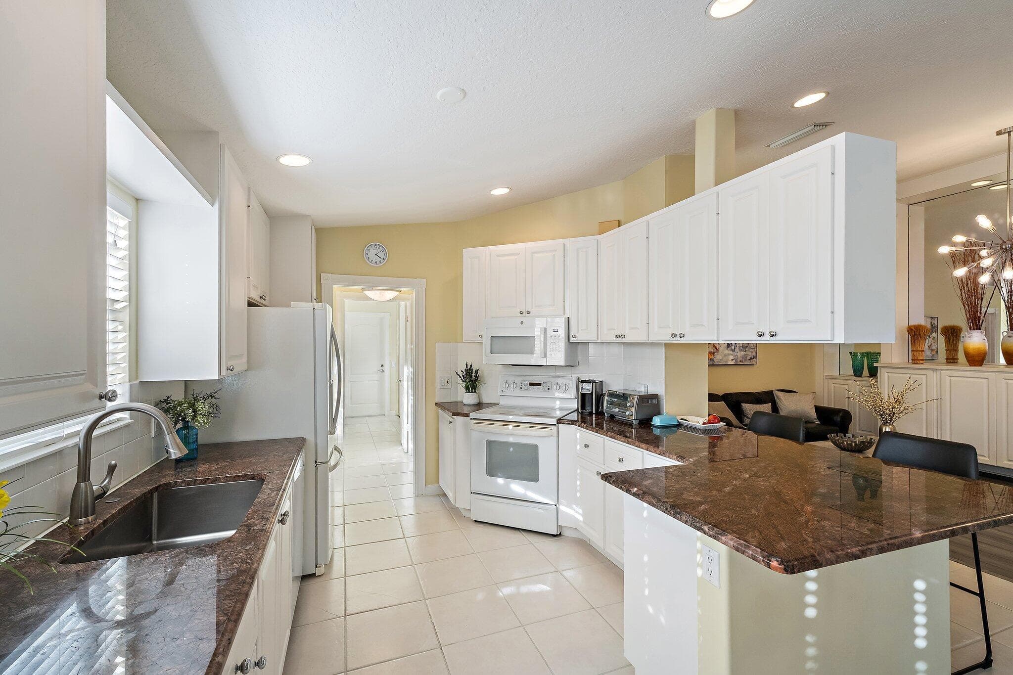 8991 SE Eldorado Way, Hobe Sound, FL 33455 — photo 4 of 41