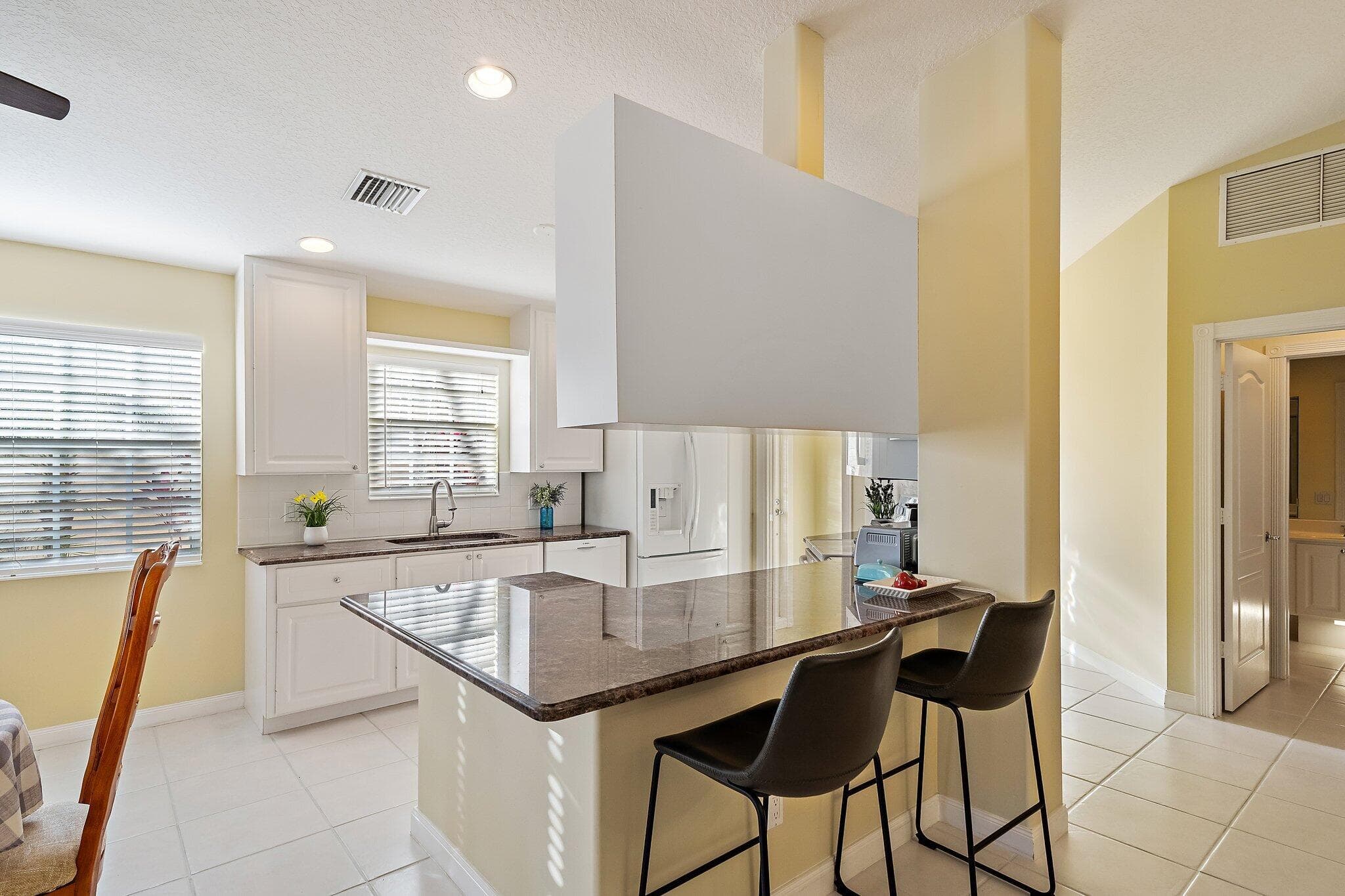 8991 SE Eldorado Way, Hobe Sound, FL 33455 — photo 6 of 41