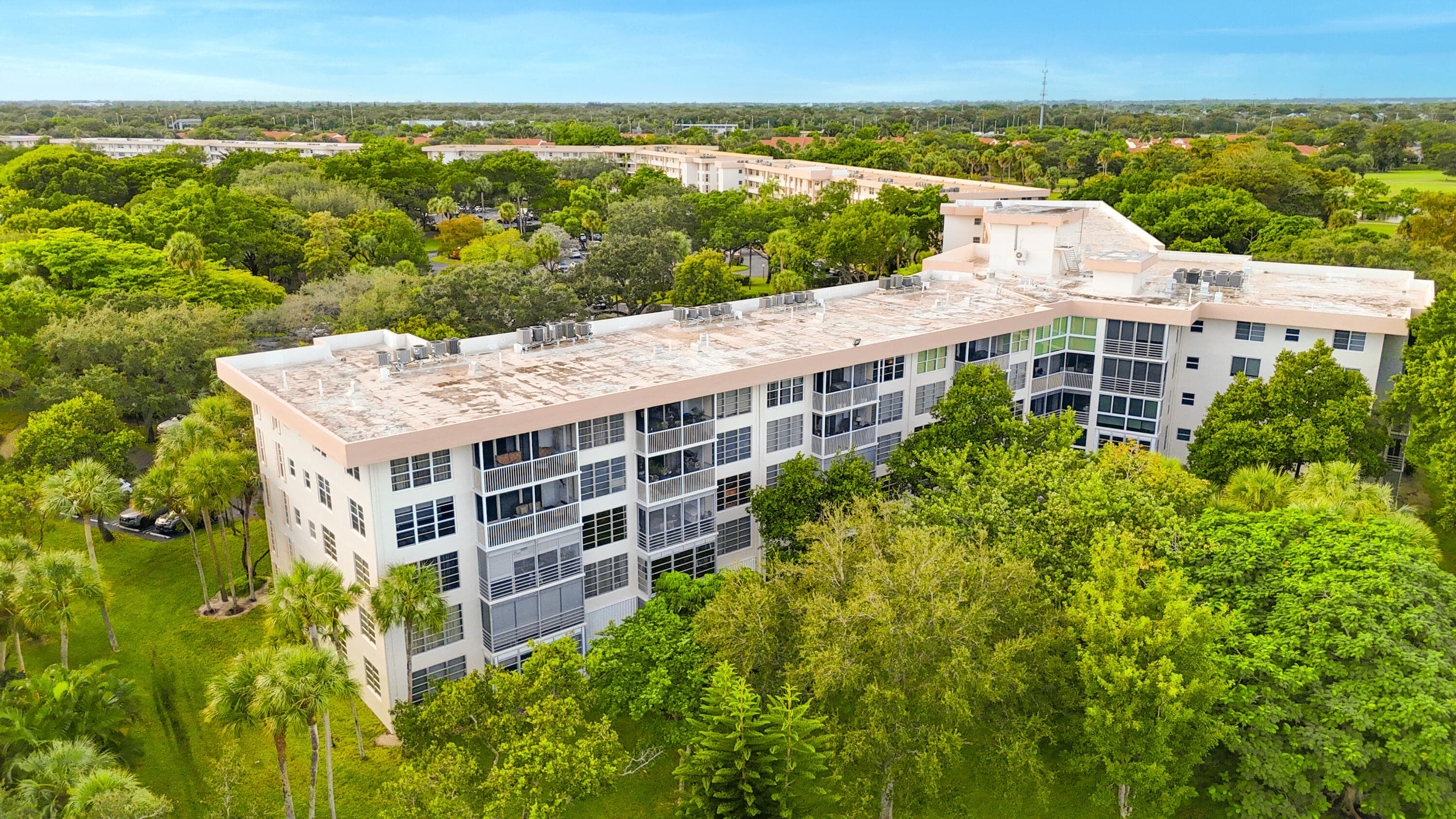 3900 Oaks Clubhouse Drive 503, Pompano Beach, FL 33069 — photo 33 of 39