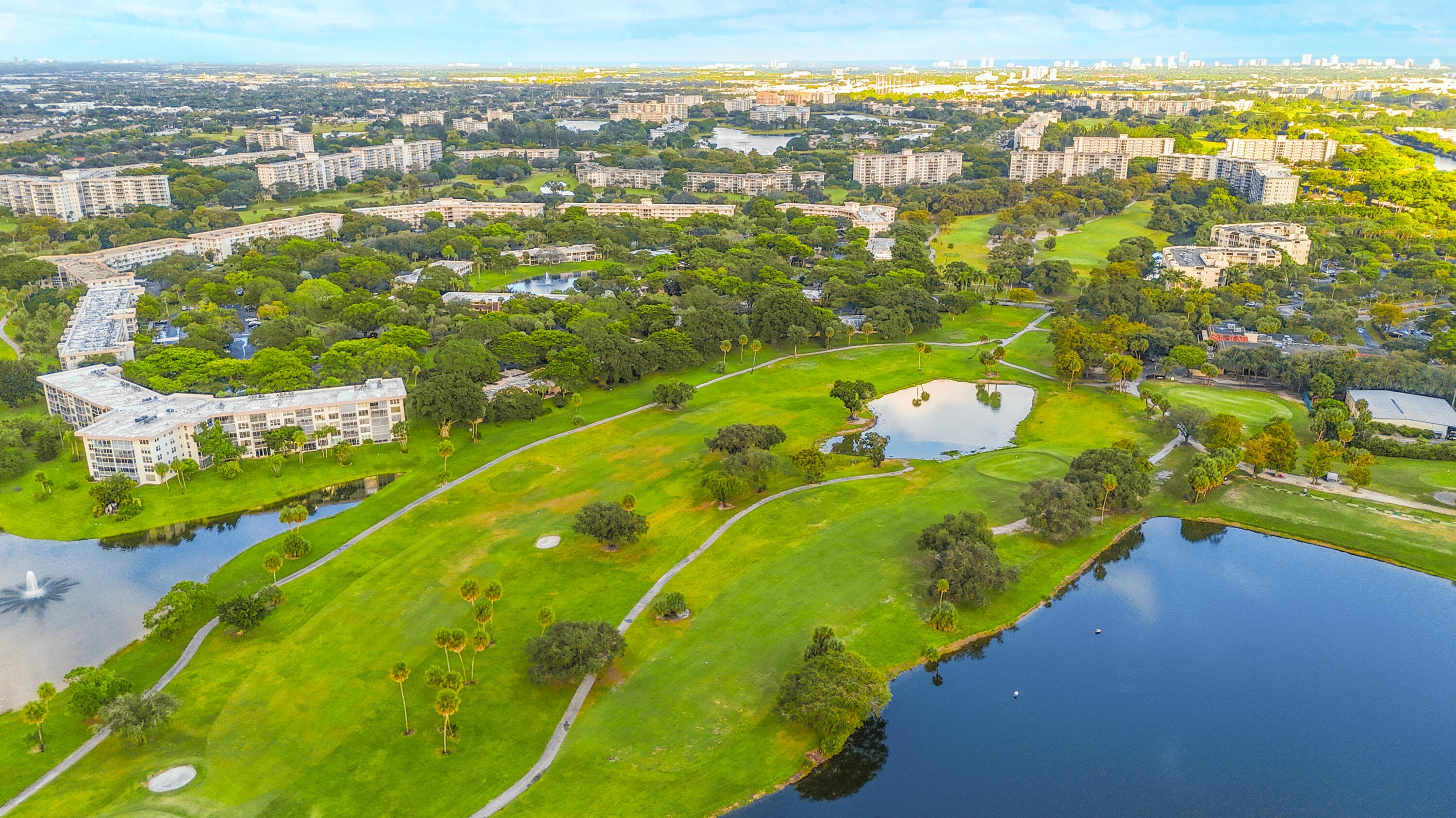 3900 Oaks Clubhouse Drive 503, Pompano Beach, FL 33069 — photo 34 of 39