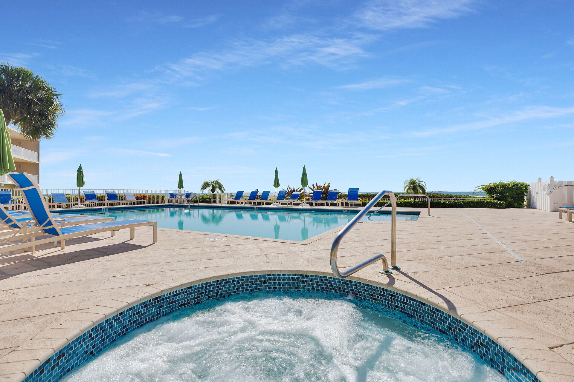 1133 W Ocean Drive 17, Key Colony Beach, FL 33050 — photo 36 of 50