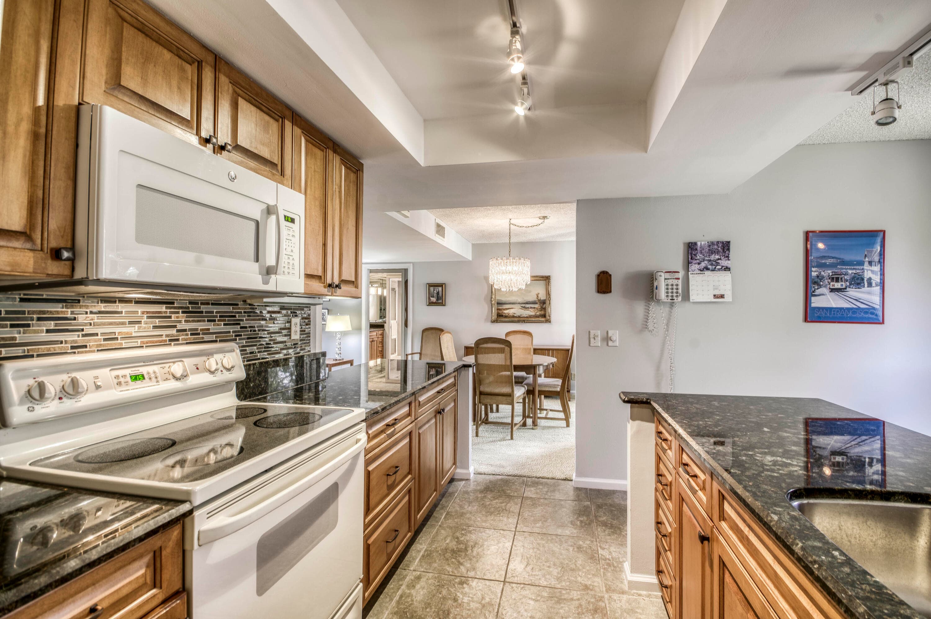 5250 Woodland Lakes Drive 226, Palm Beach Gardens, FL 33418 — photo 16 of 30