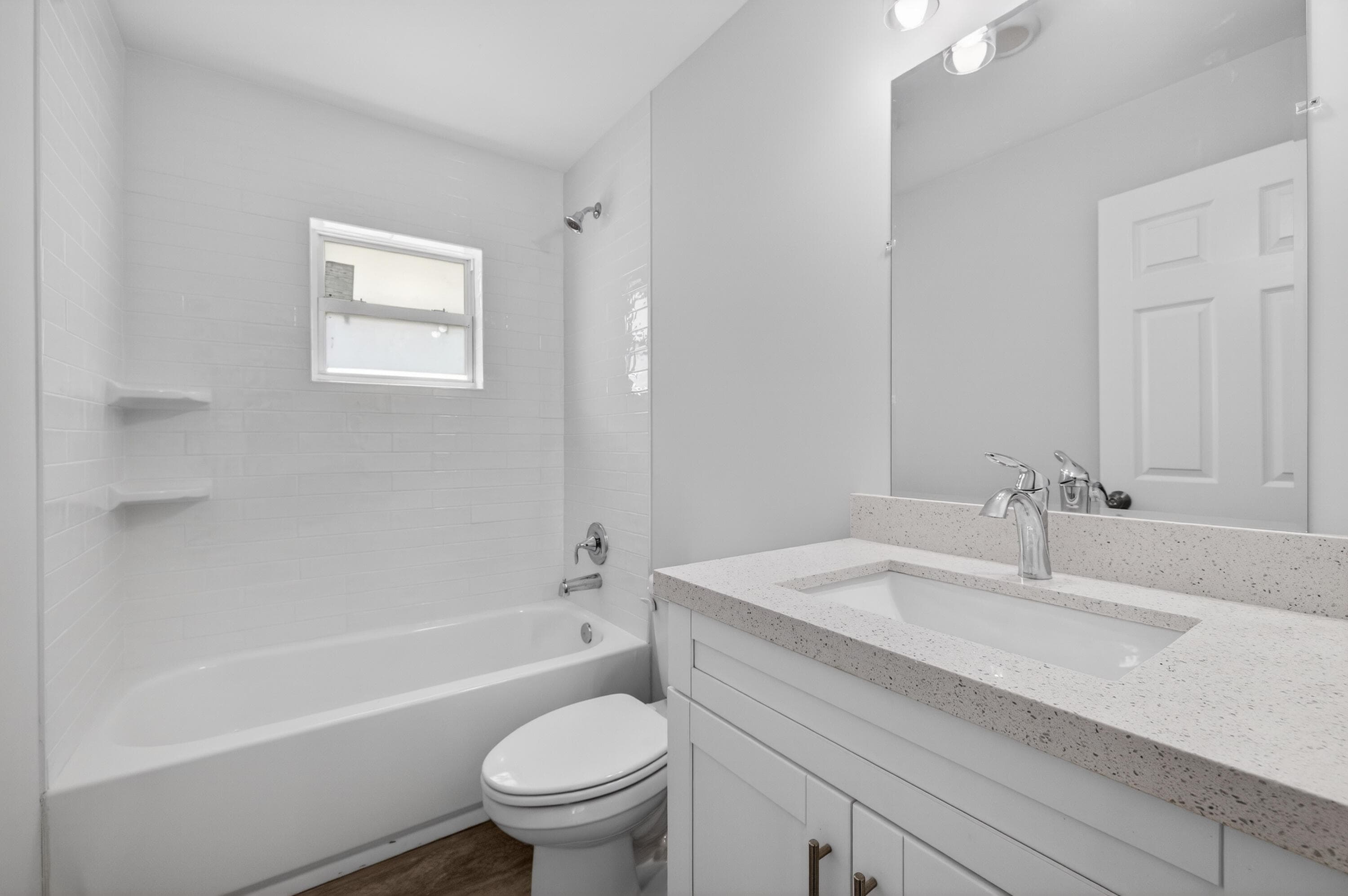 706 Dundas Court, Fort Pierce, FL 34950 — photo 12 of 37