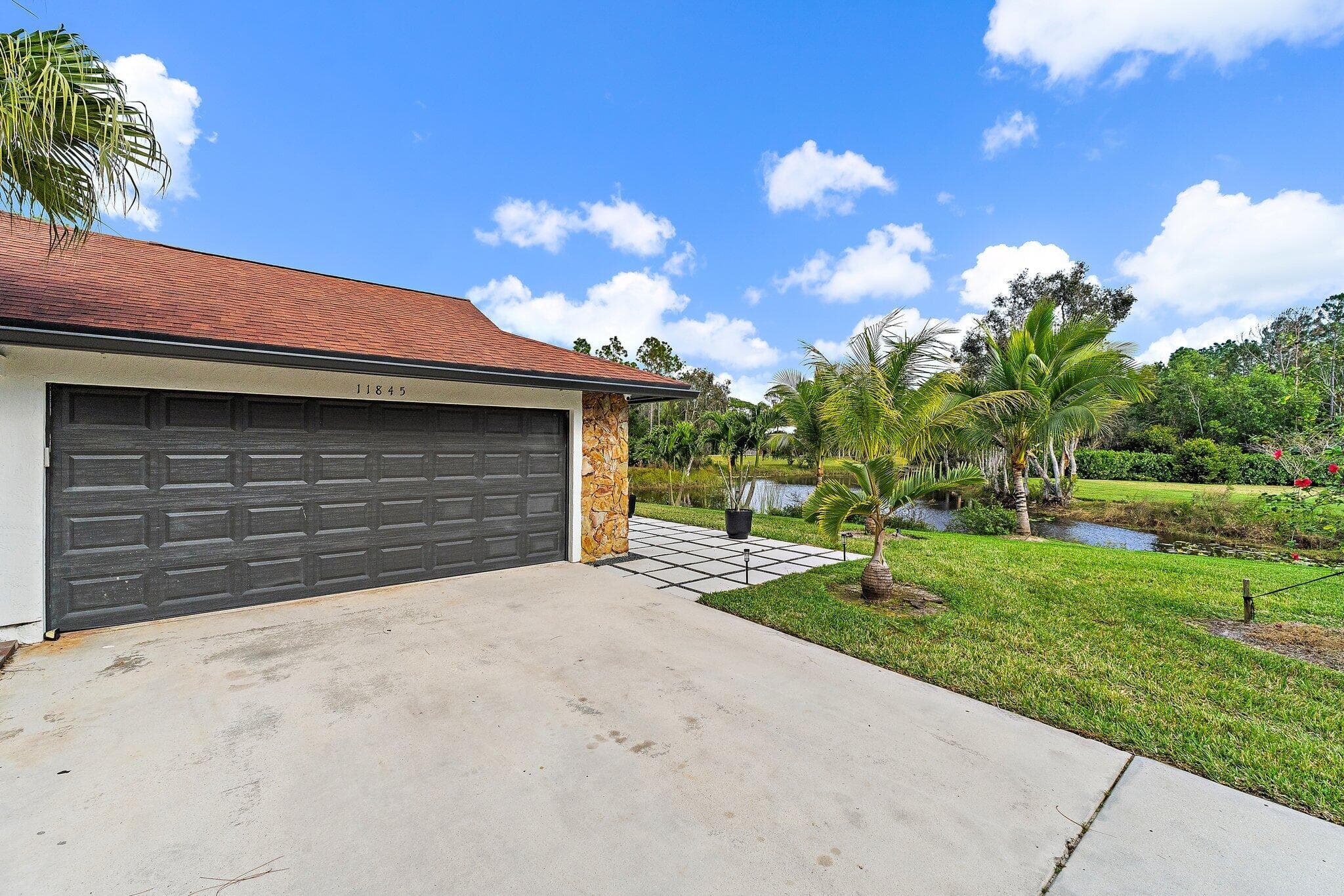 11845 165th Road N, Jupiter, FL 33478 — photo 9 of 68