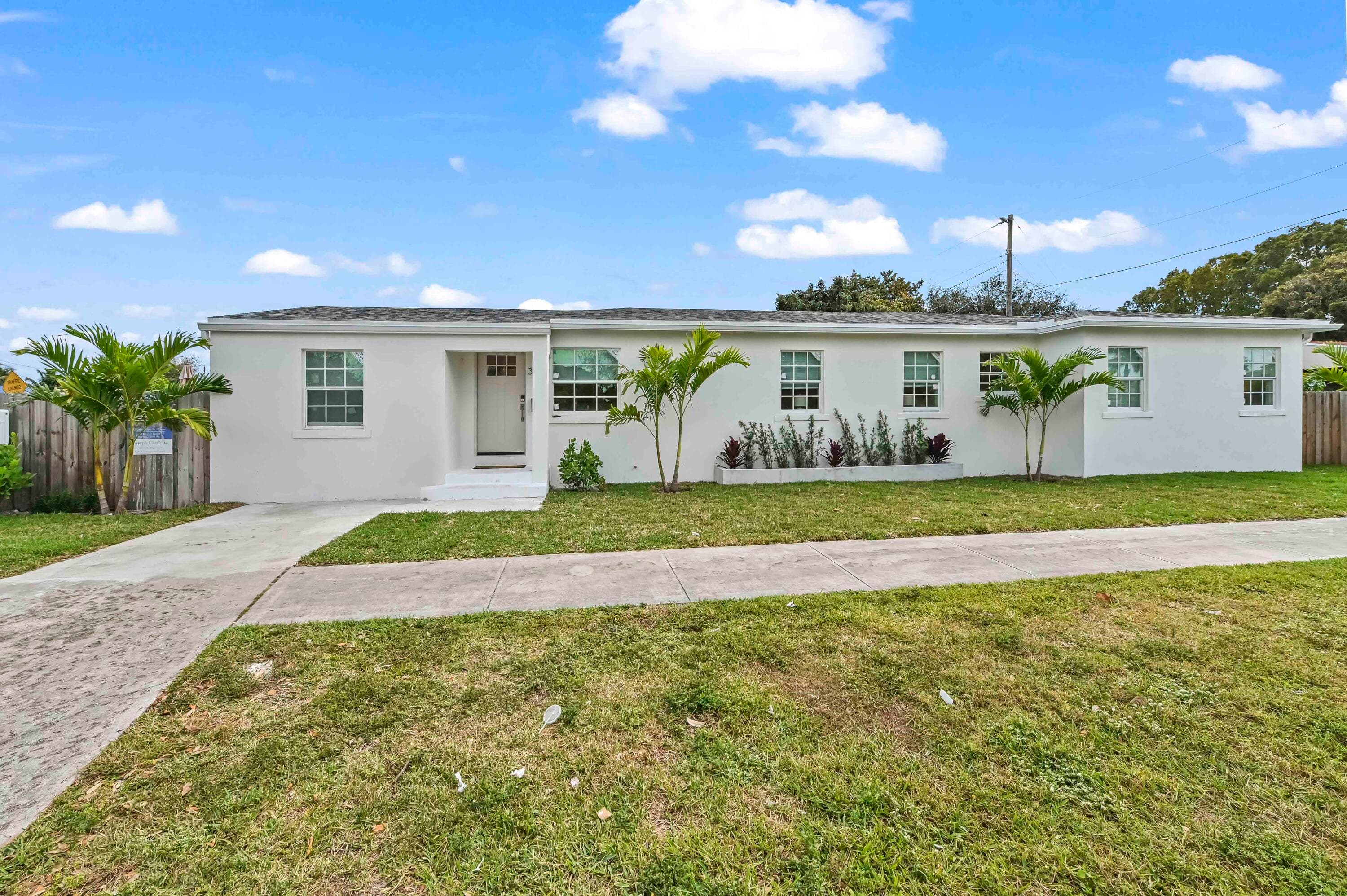 3400 Parker Avenue, West Palm Beach, FL 33405 — photo 2 of 38