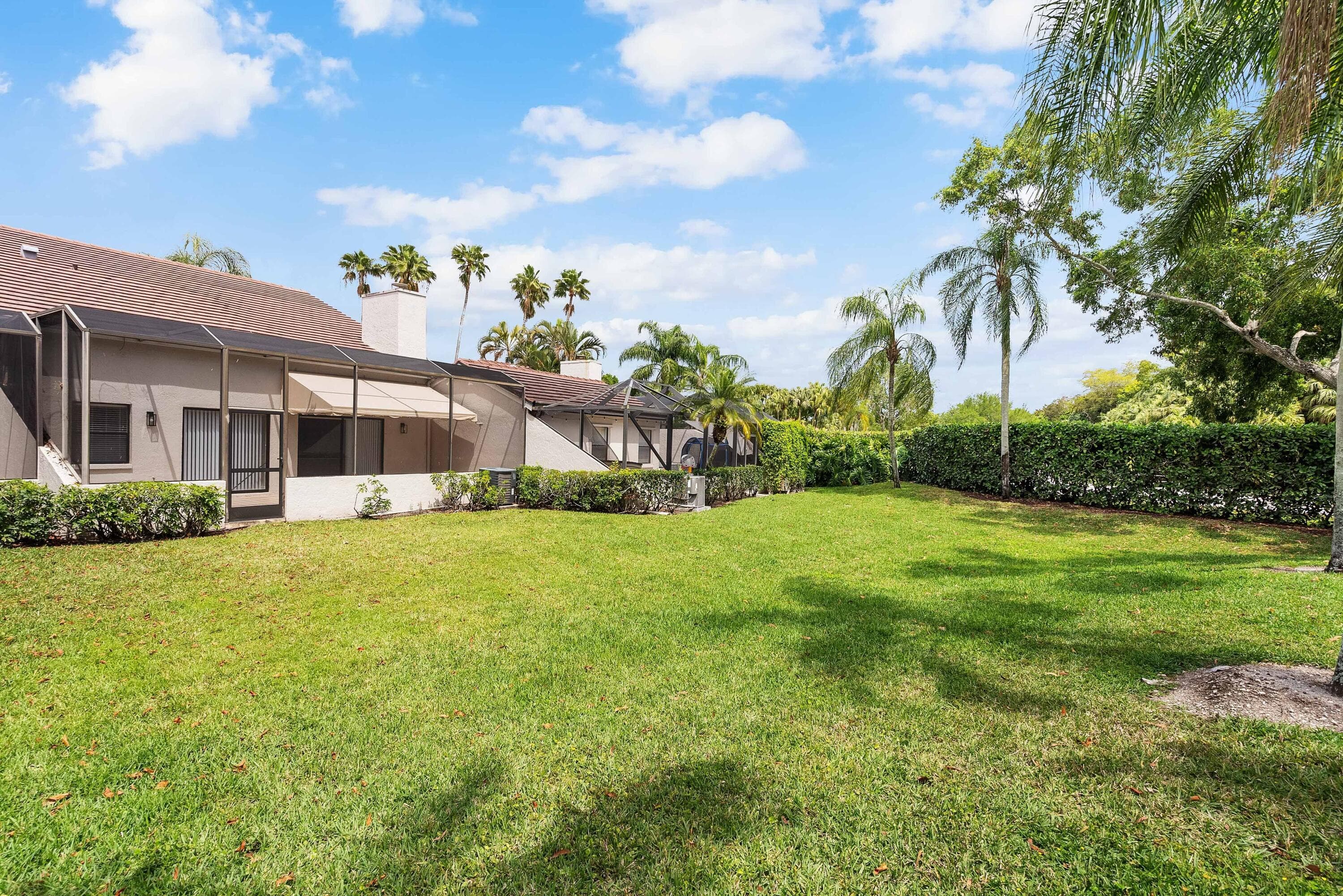 61 Edinburgh Drive, Palm Beach Gardens, FL 33418 — photo 14 of 39