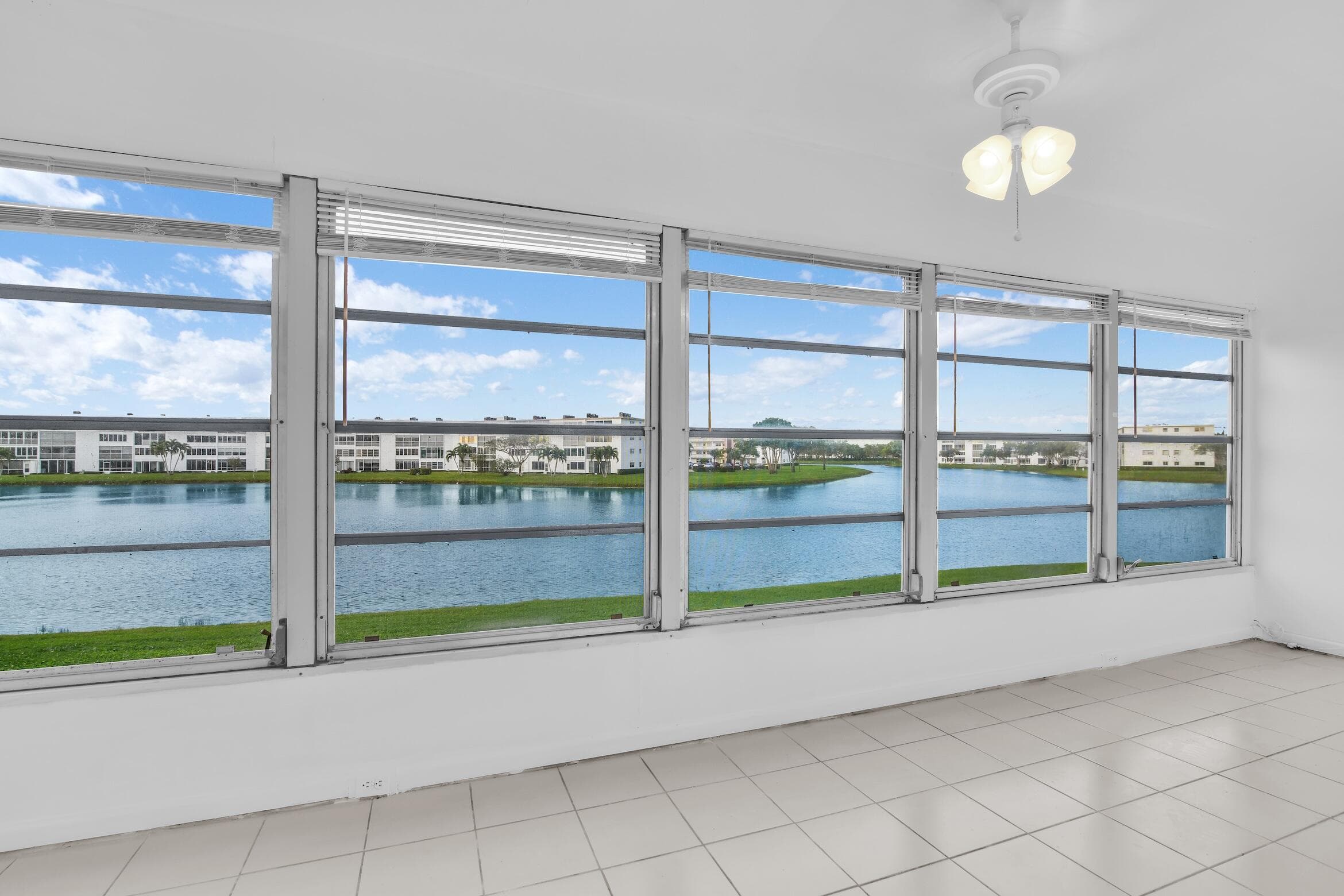 2043 Cornwall C 2043, Boca Raton, FL 33434 — photo 12 of 22