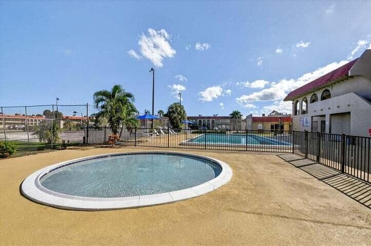 6094 Forest Hill Boulevard 106, West Palm Beach, FL 33415 — photo 6 of 6