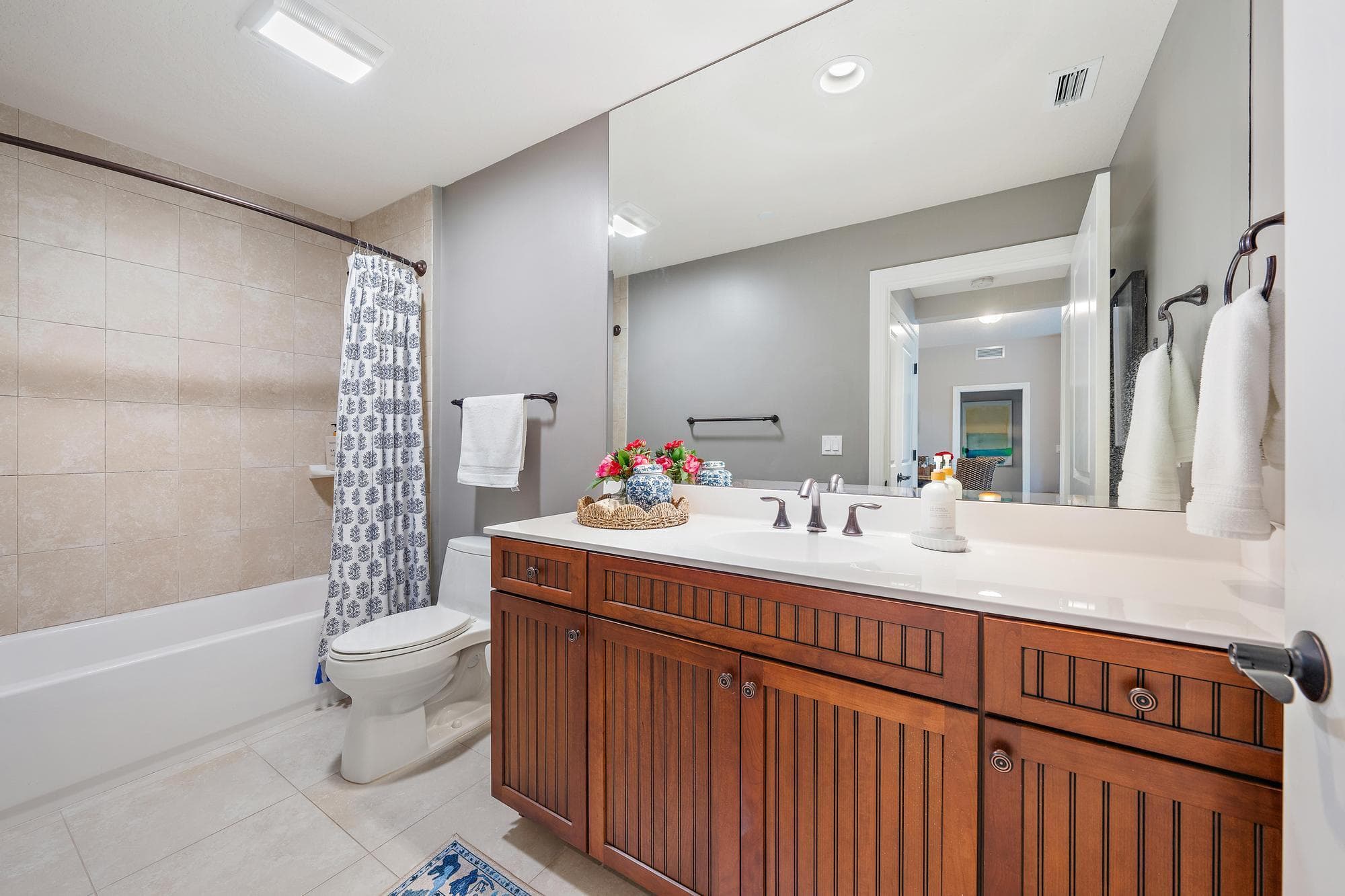 814 Bay Colony Drive S, Juno Beach, FL 33408 — photo 16 of 32