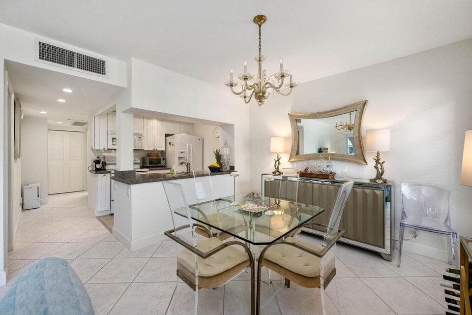 250 NE 20th Street 1010, Boca Raton, FL 33431 — photo 6 of 23