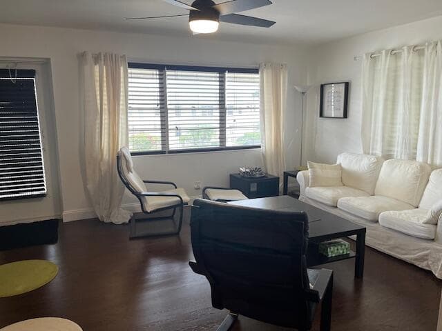 123 Kent H, West Palm Beach, FL 33417 — photo 4 of 18