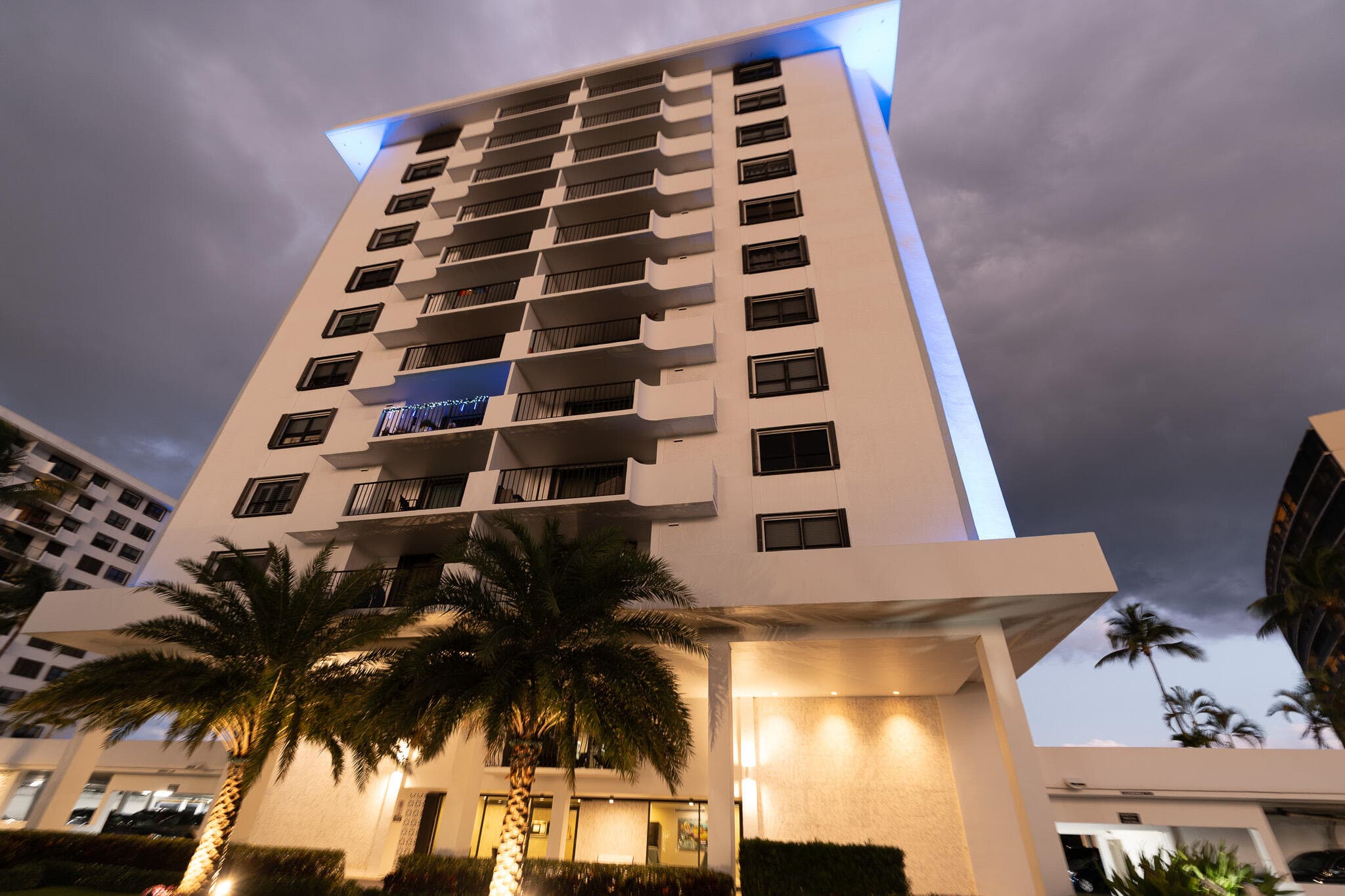 1200 Marine Way 907, North Palm Beach, FL 33408 — photo 3 of 40