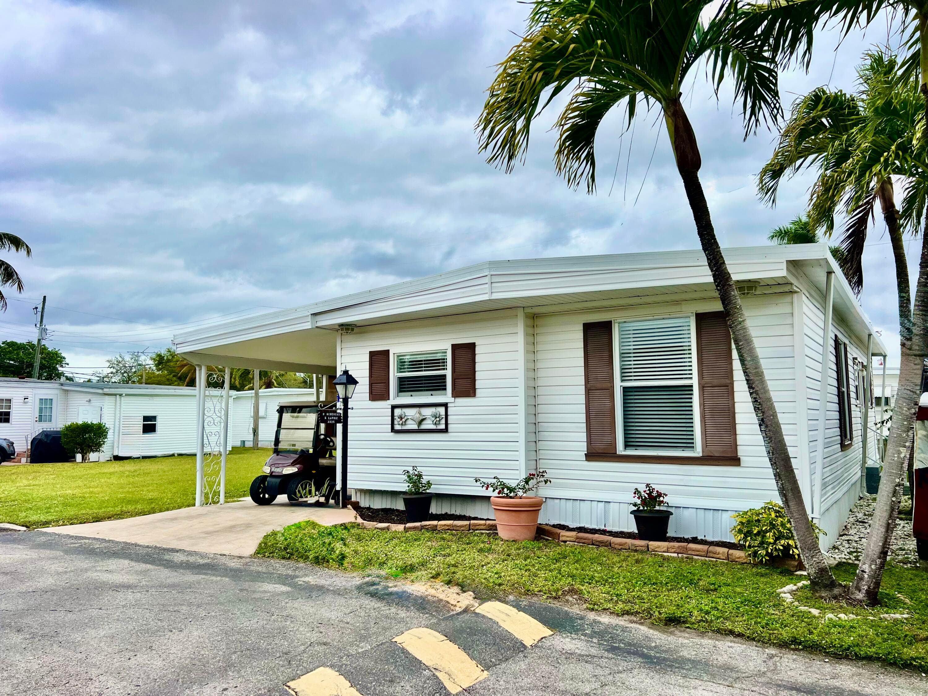 3325 Street Street, Hollywood, FL 33021 — photo 26 of 39
