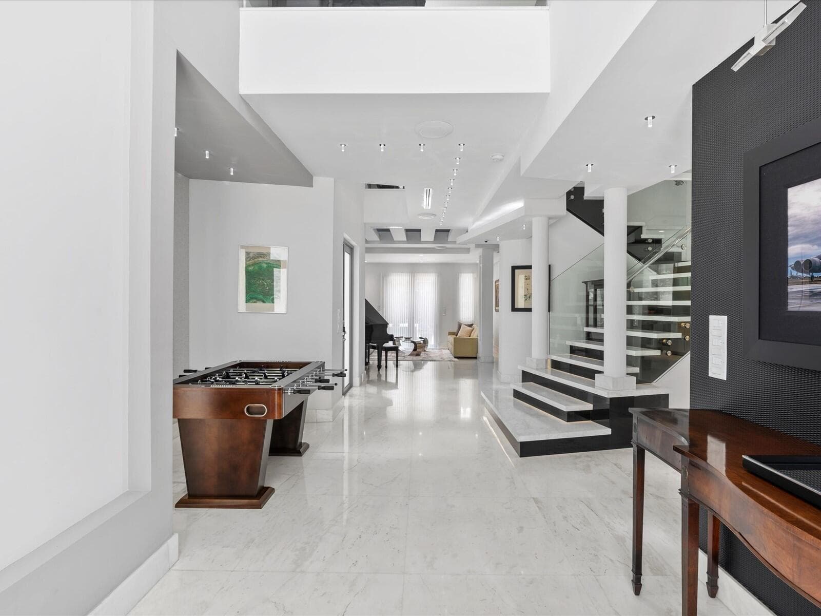 3917 S Le Jeune Road, Miami, FL 33146 — photo 36 of 91