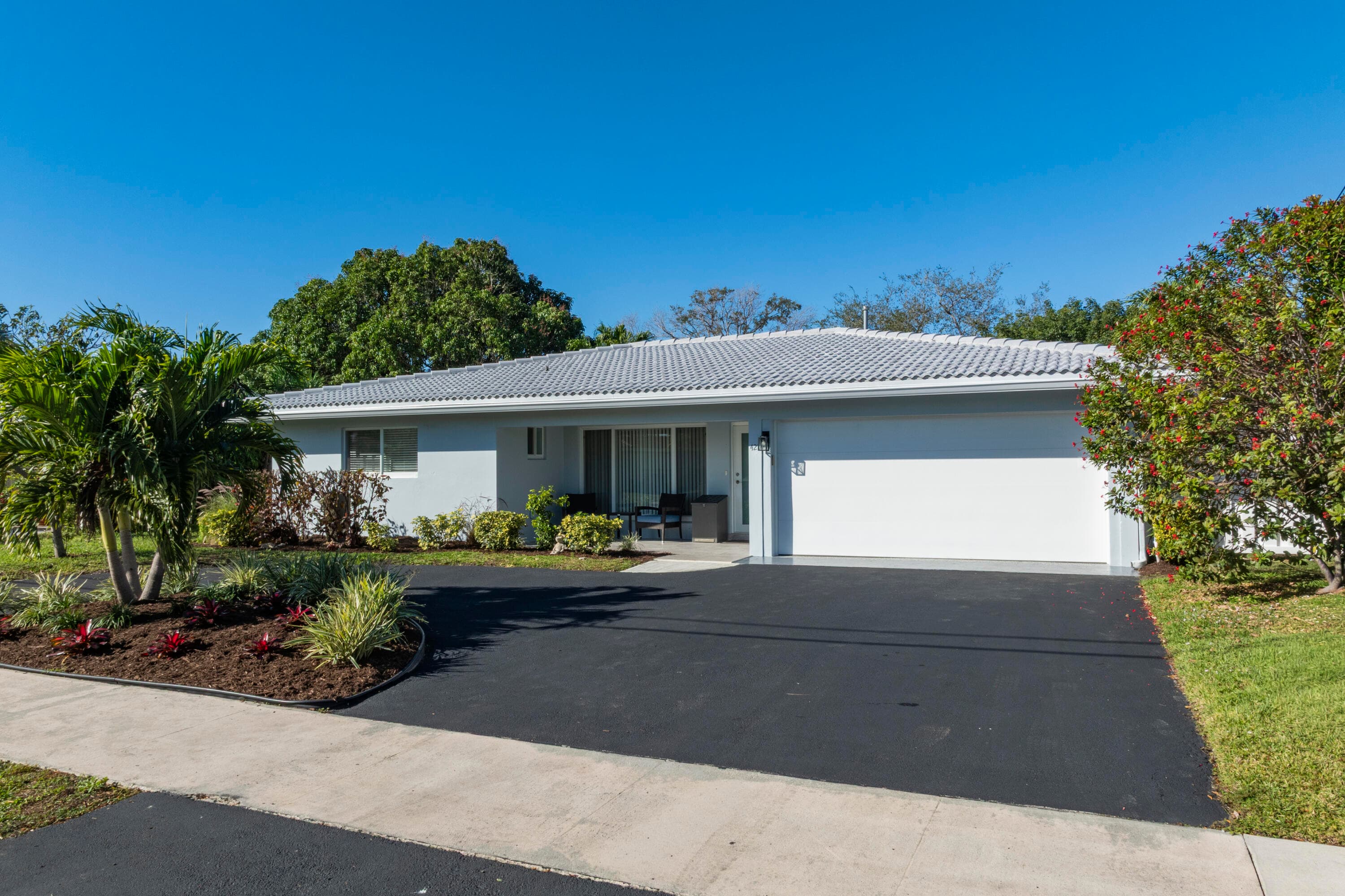 421 SE 5 Terrace, Pompano Beach, FL 33060 — photo 5 of 51
