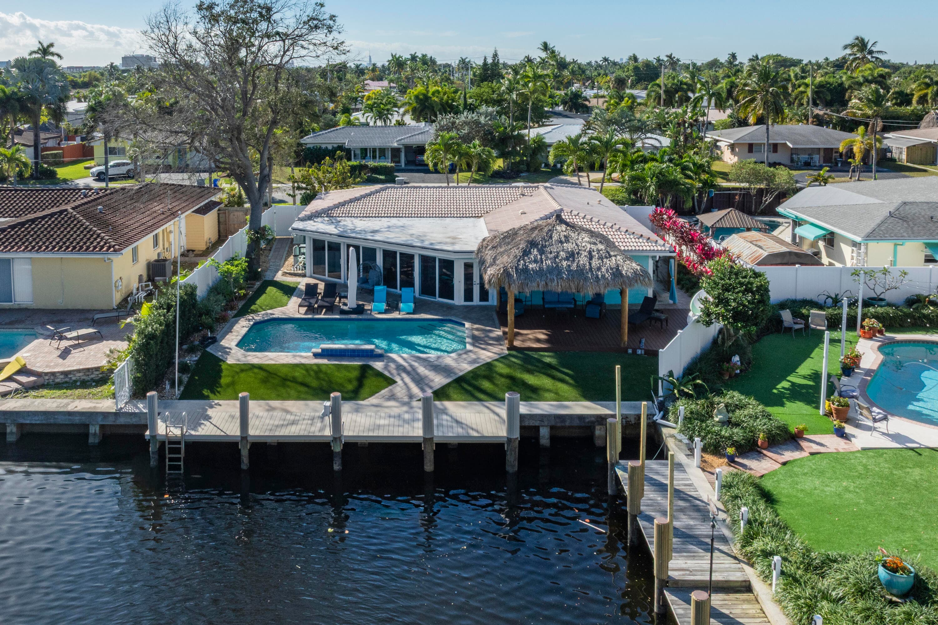 521 SE 4 Court, Pompano Beach, FL 33060 — photo 1 of 87