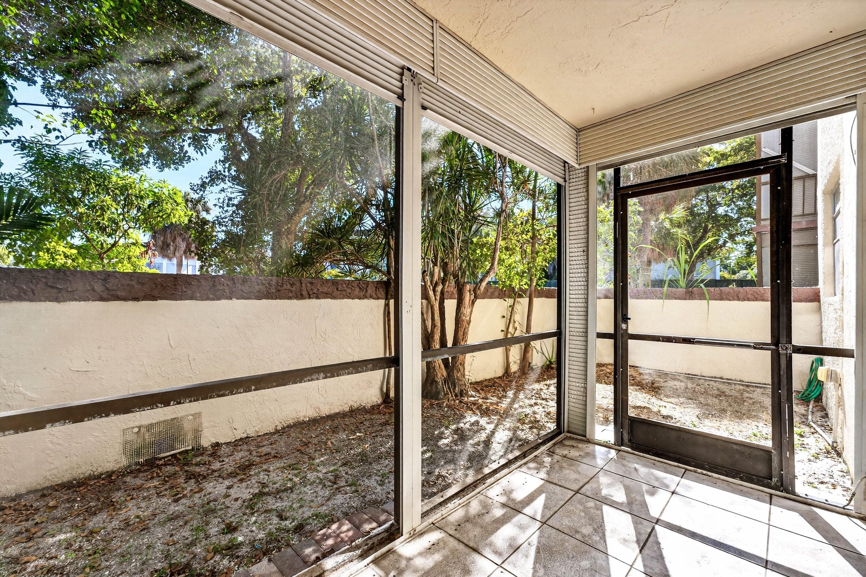 1681 NW 70th Avenue 102, Plantation, FL 33313 — photo 23 of 38