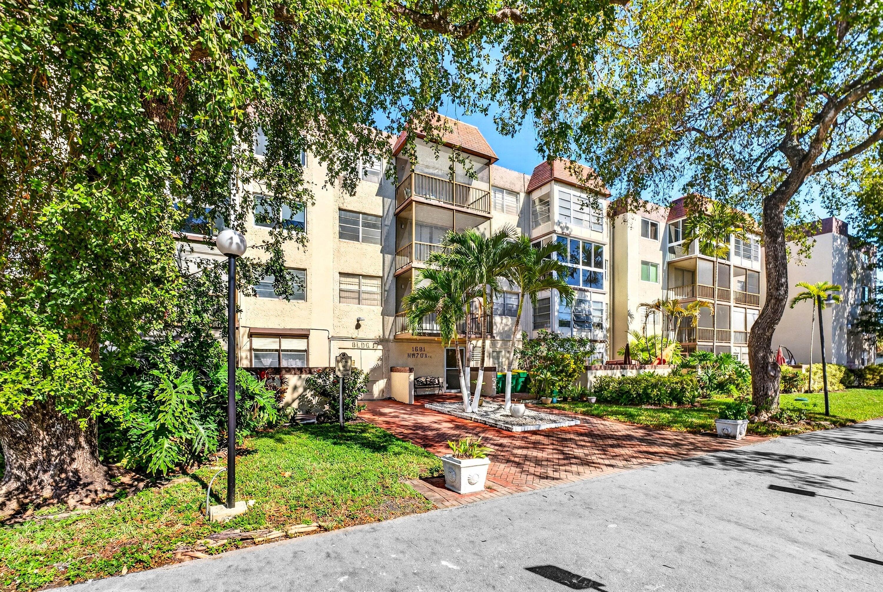 1681 NW 70th Avenue 102, Plantation, FL 33313 — photo 30 of 38