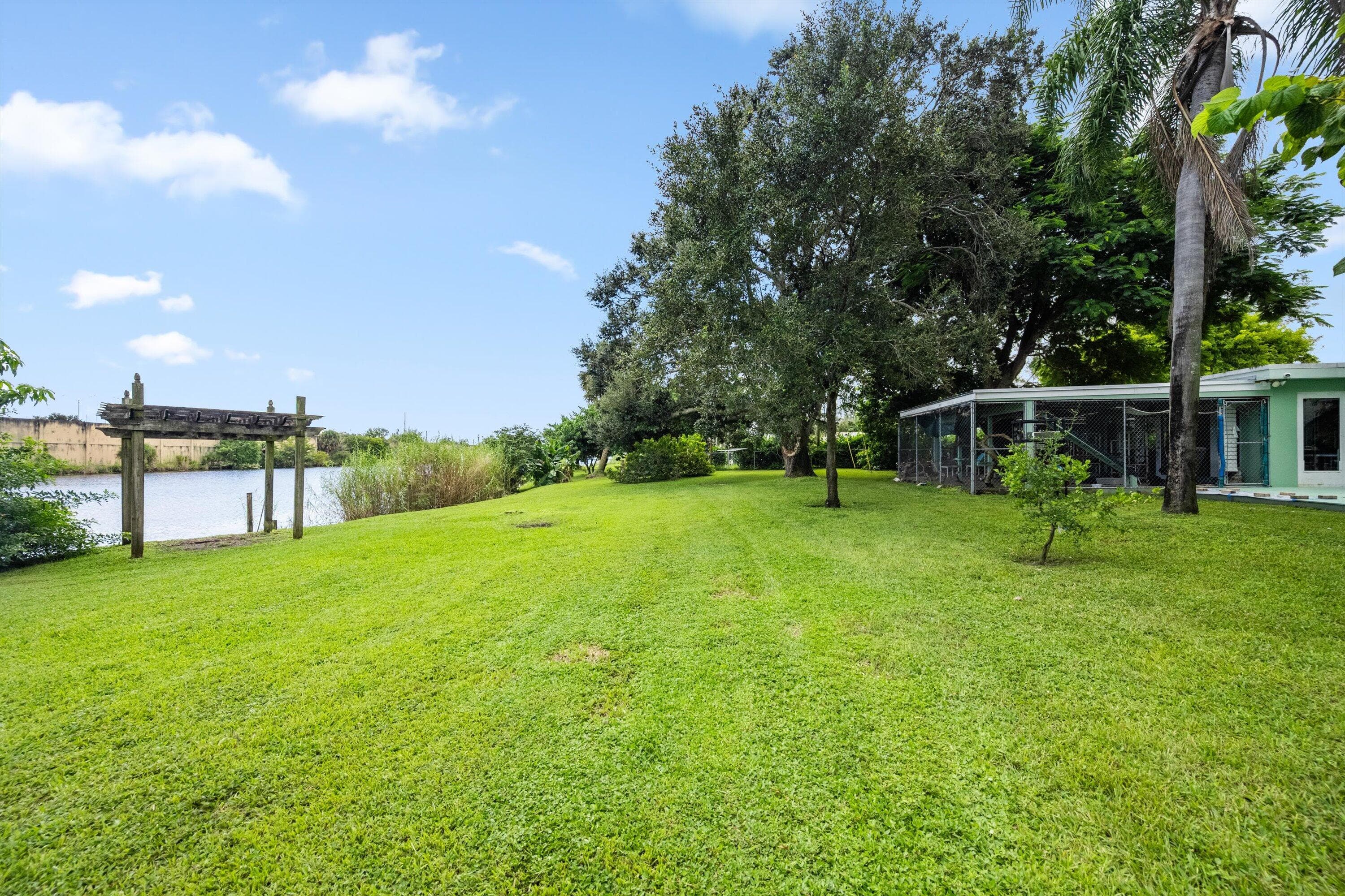 6400 Carambola Circle, West Palm Beach, FL 33406 — photo 8 of 11