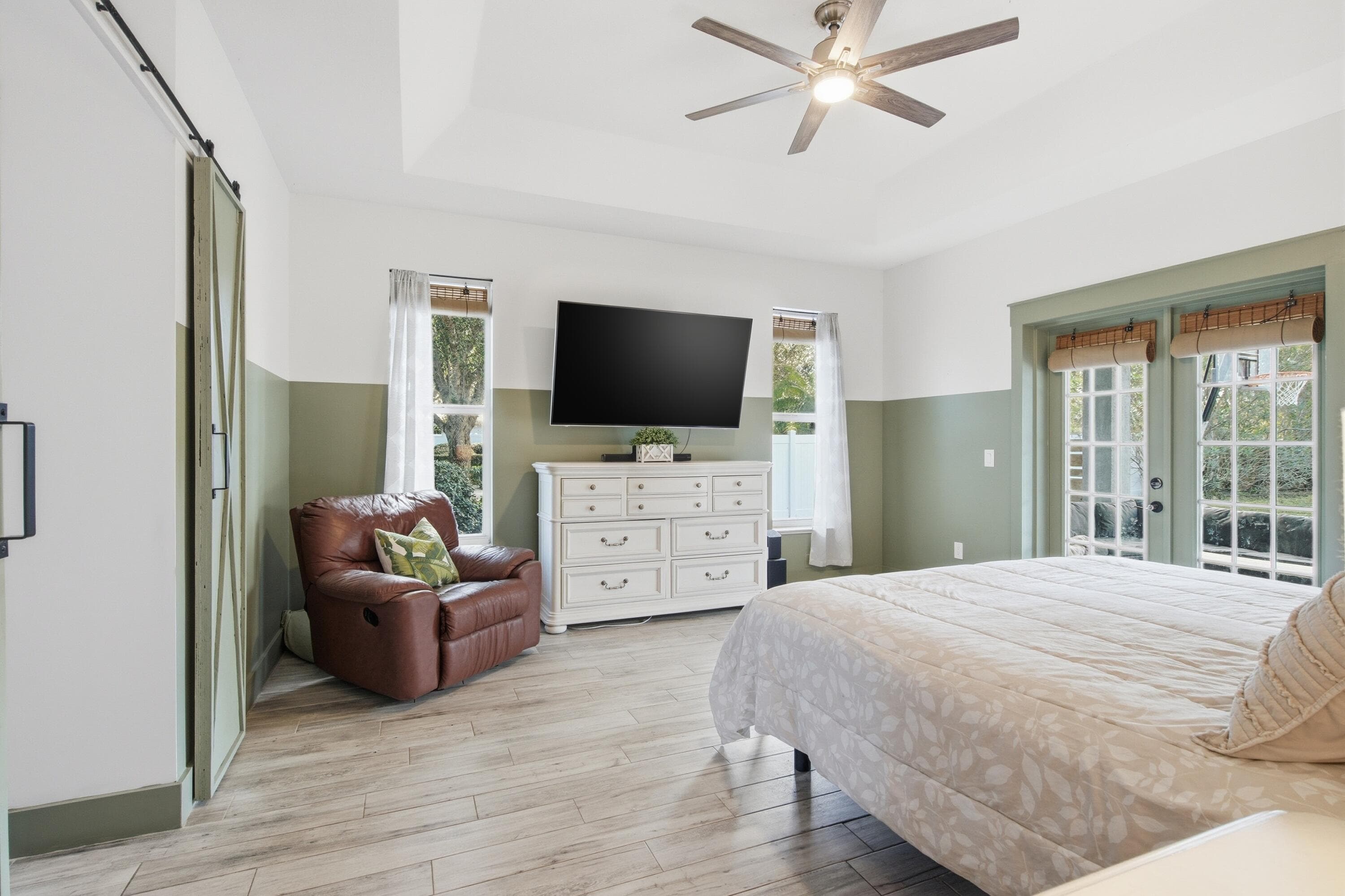 5317 Stately Oaks Street, Fort Pierce, FL 34981 — photo 13 of 43