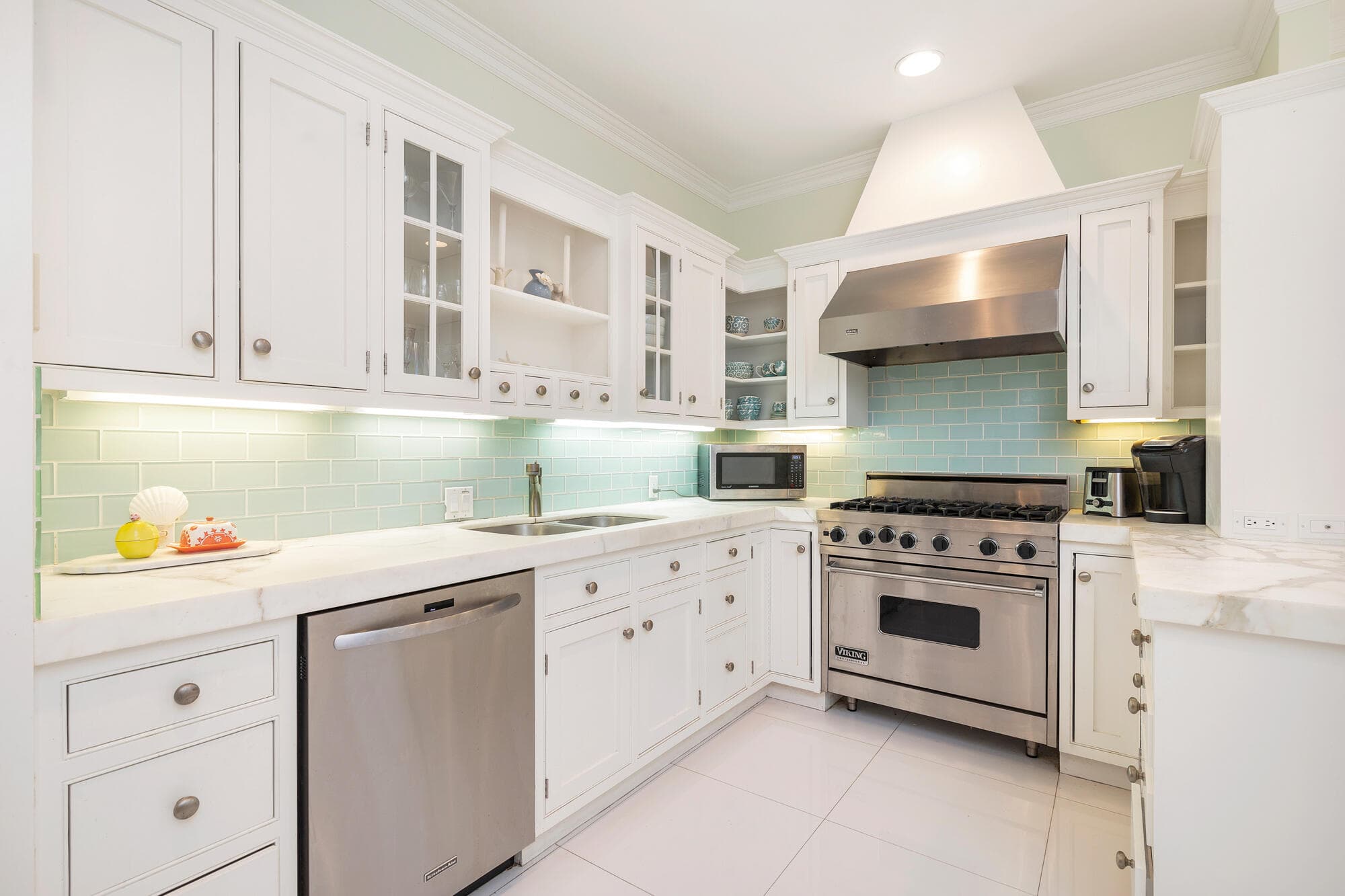 224 Phipps, Palm Beach, FL 33480 — photo 7 of 29