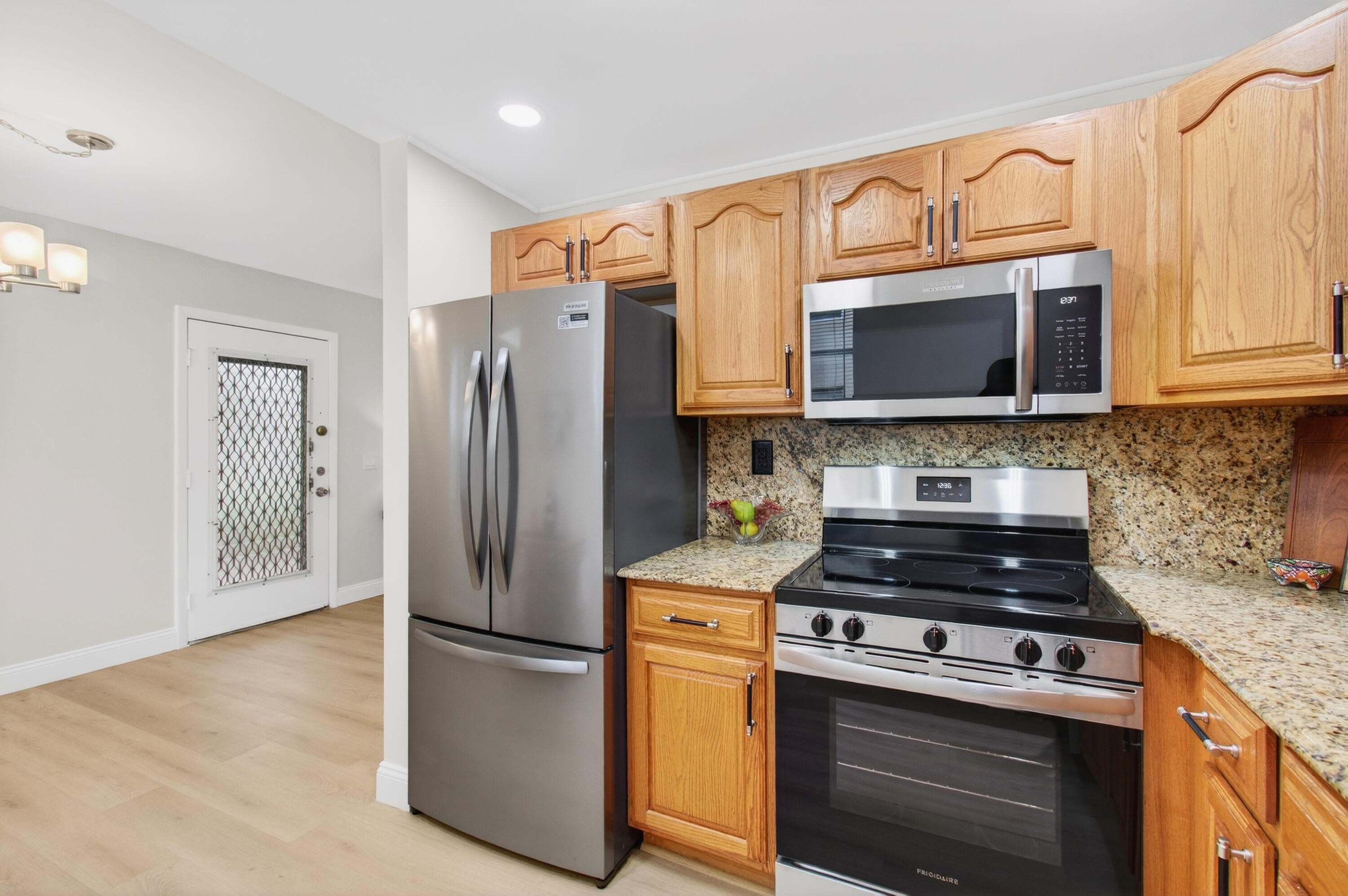 826 Normandy R, Delray Beach, FL 33484 — photo 12 of 41