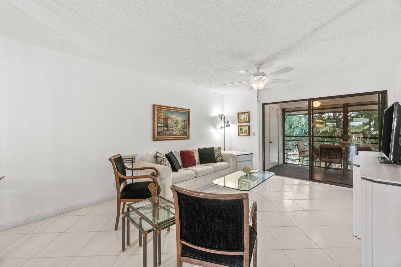 5380 Cedar Lake Drive 303, Boynton Beach, FL 33437 — photo 11 of 29