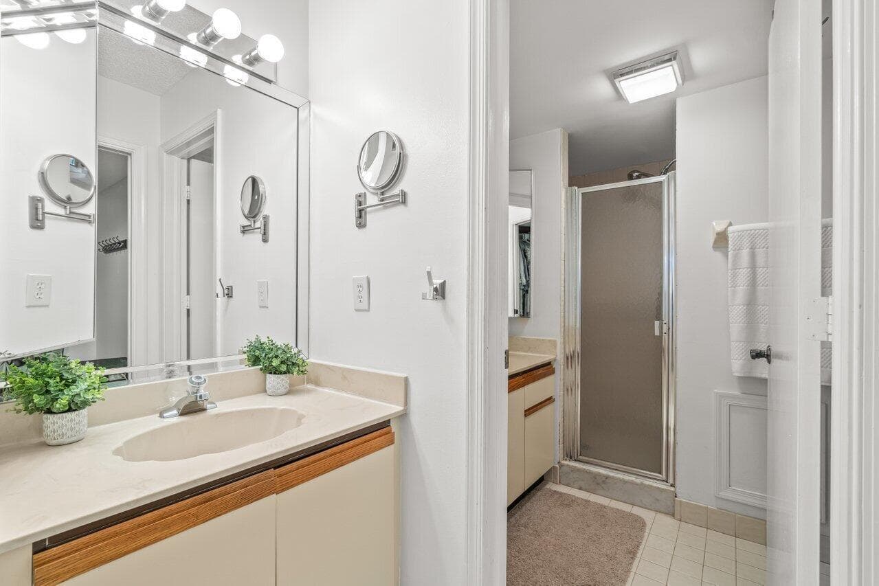 5380 Cedar Lake Drive 303, Boynton Beach, FL 33437 — photo 19 of 29