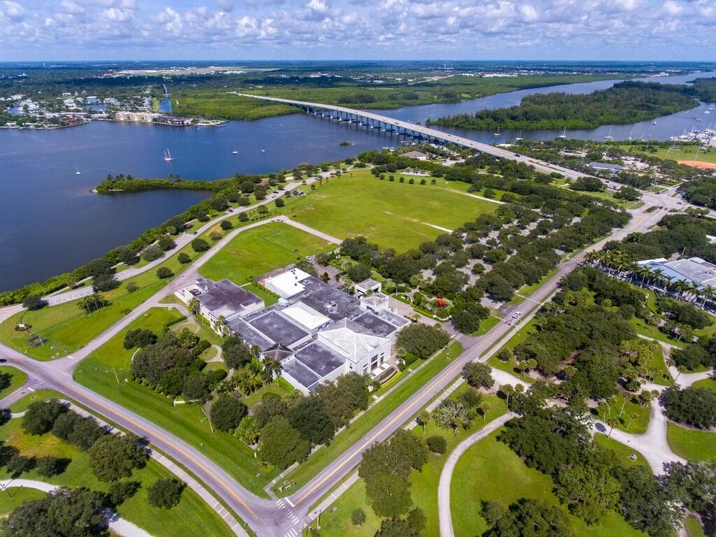 2333 Indian River Boulevard 506, Vero Beach, FL 32960 — photo 23 of 35
