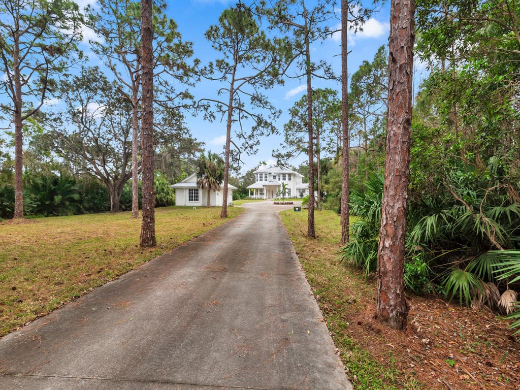 1001 SE Ranch Road, Jupiter, FL 33478 — photo 3 of 32