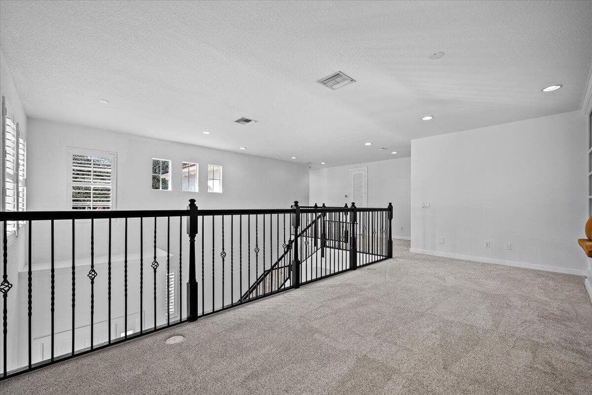 1062 Vintner Boulevard, Palm Beach Gardens, FL 33410 — photo 32 of 101