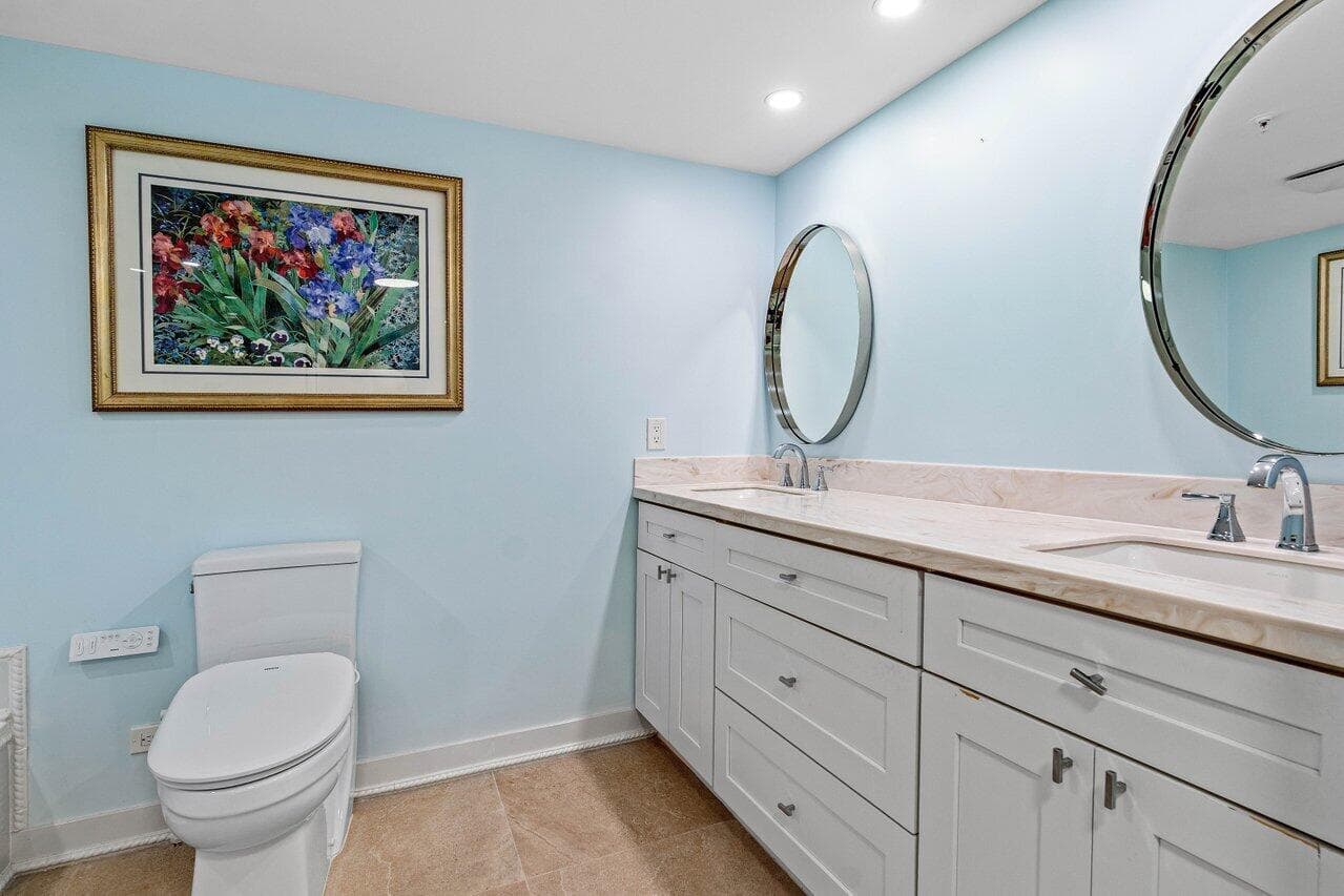 2450 Presidential Way 607, West Palm Beach, FL 33401 — photo 15 of 38