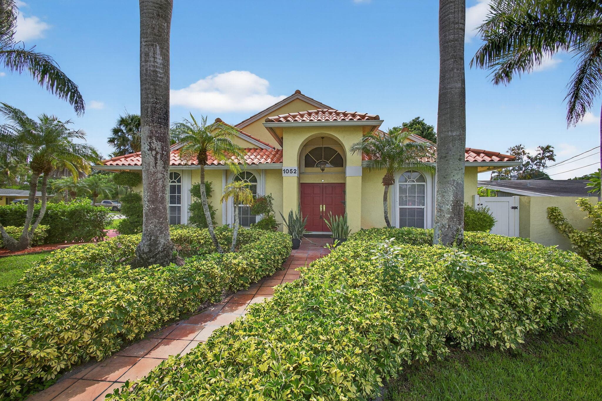 1052 W Shore Drive, West Palm Beach, FL 33406 — photo 2 of 65