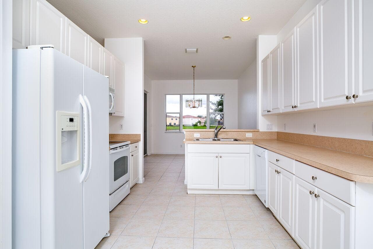 2887 SW Cedar Dunes Drive, Port St. Lucie, FL 34953 — photo 4 of 22