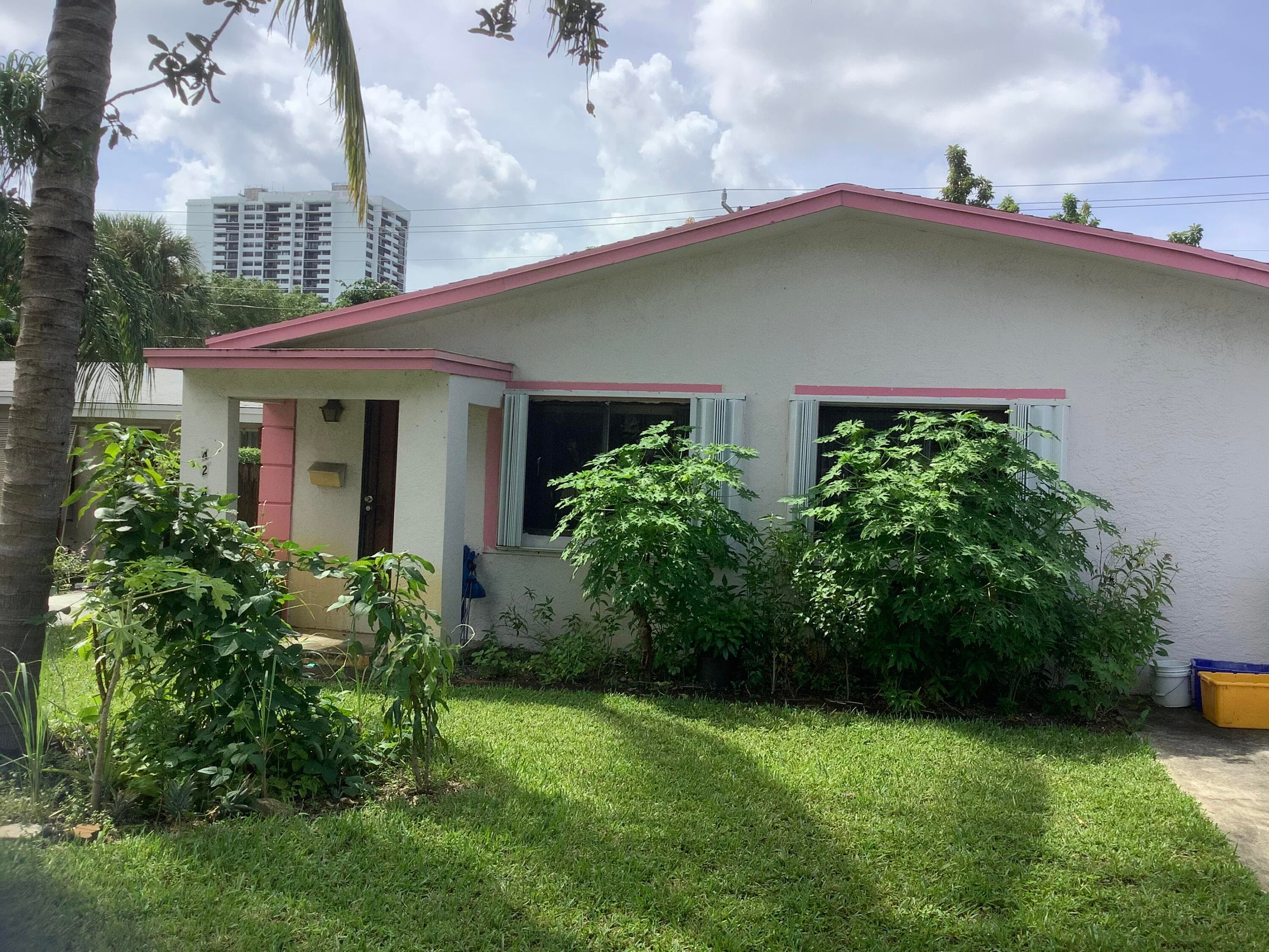424 59th Street, West Palm Beach, FL 33407 — photo 5 of 40