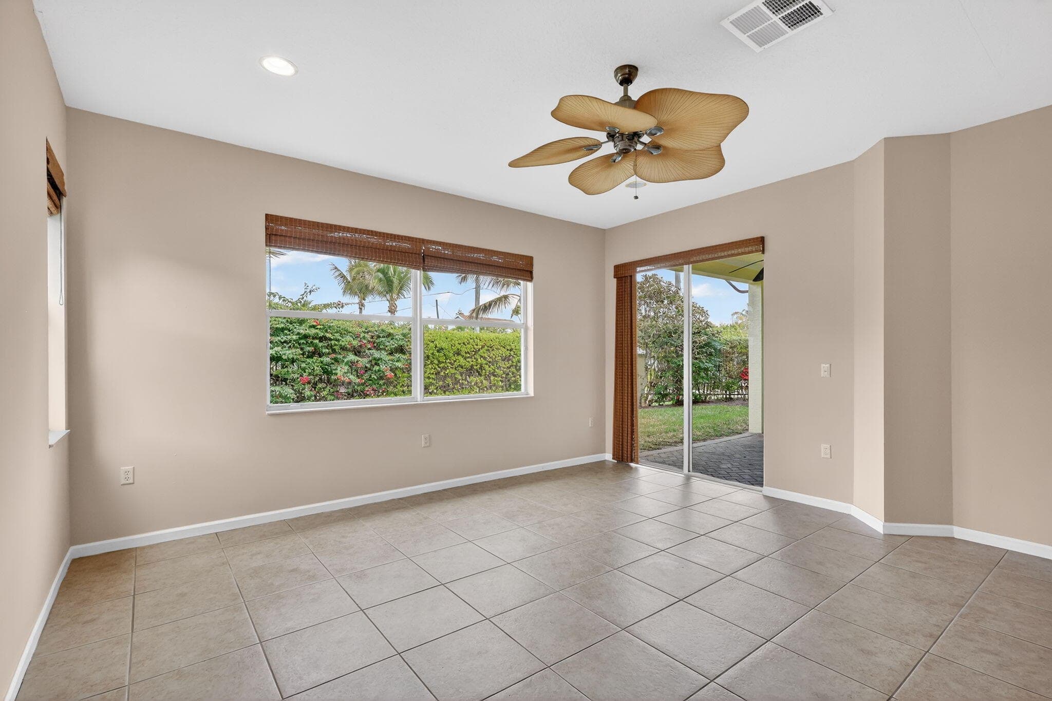 906 Mariner Bay Boulevard, Hutchinson Island, FL 34949 — photo 4 of 61