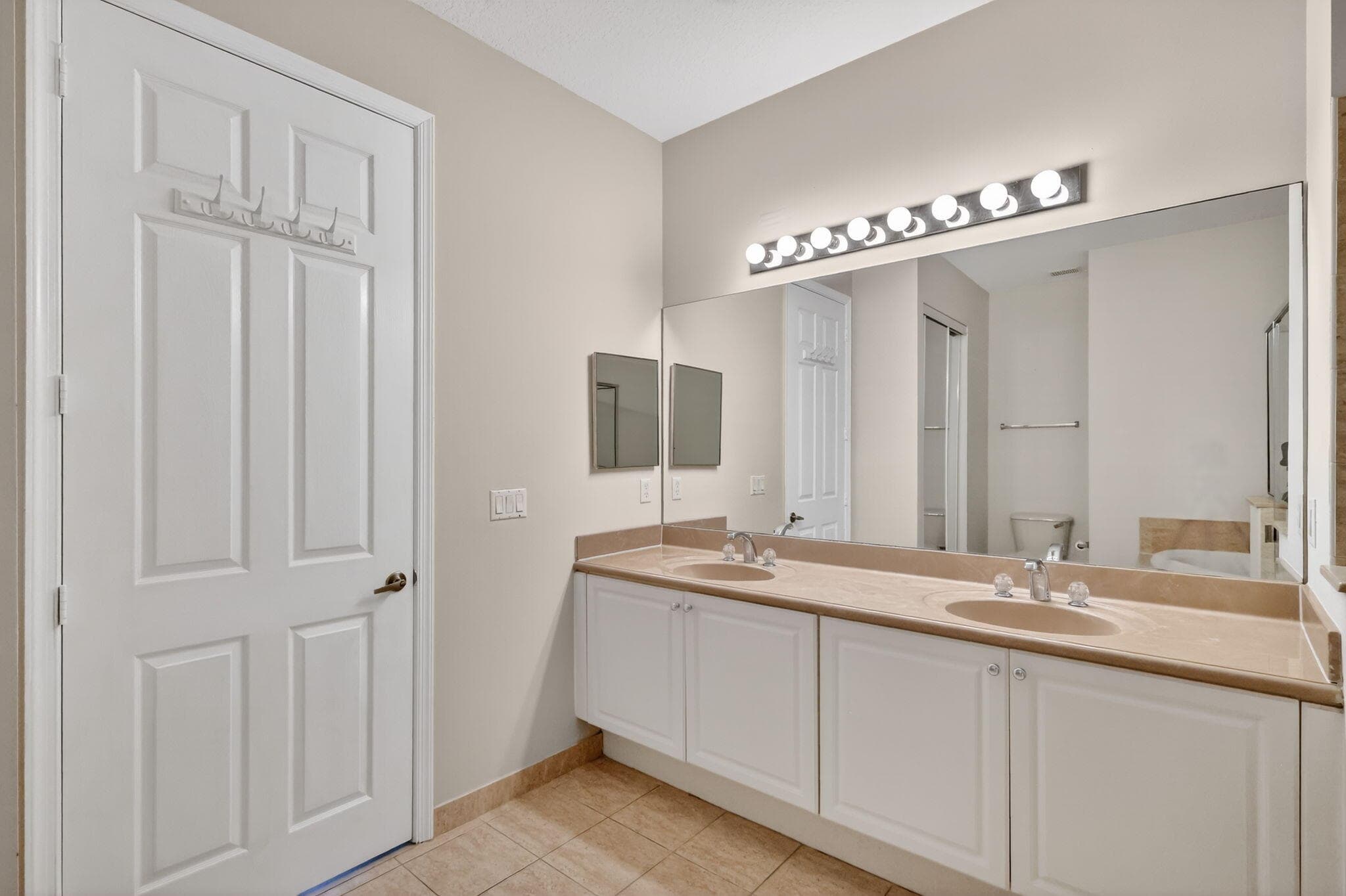 906 Mariner Bay Boulevard, Hutchinson Island, FL 34949 — photo 23 of 61