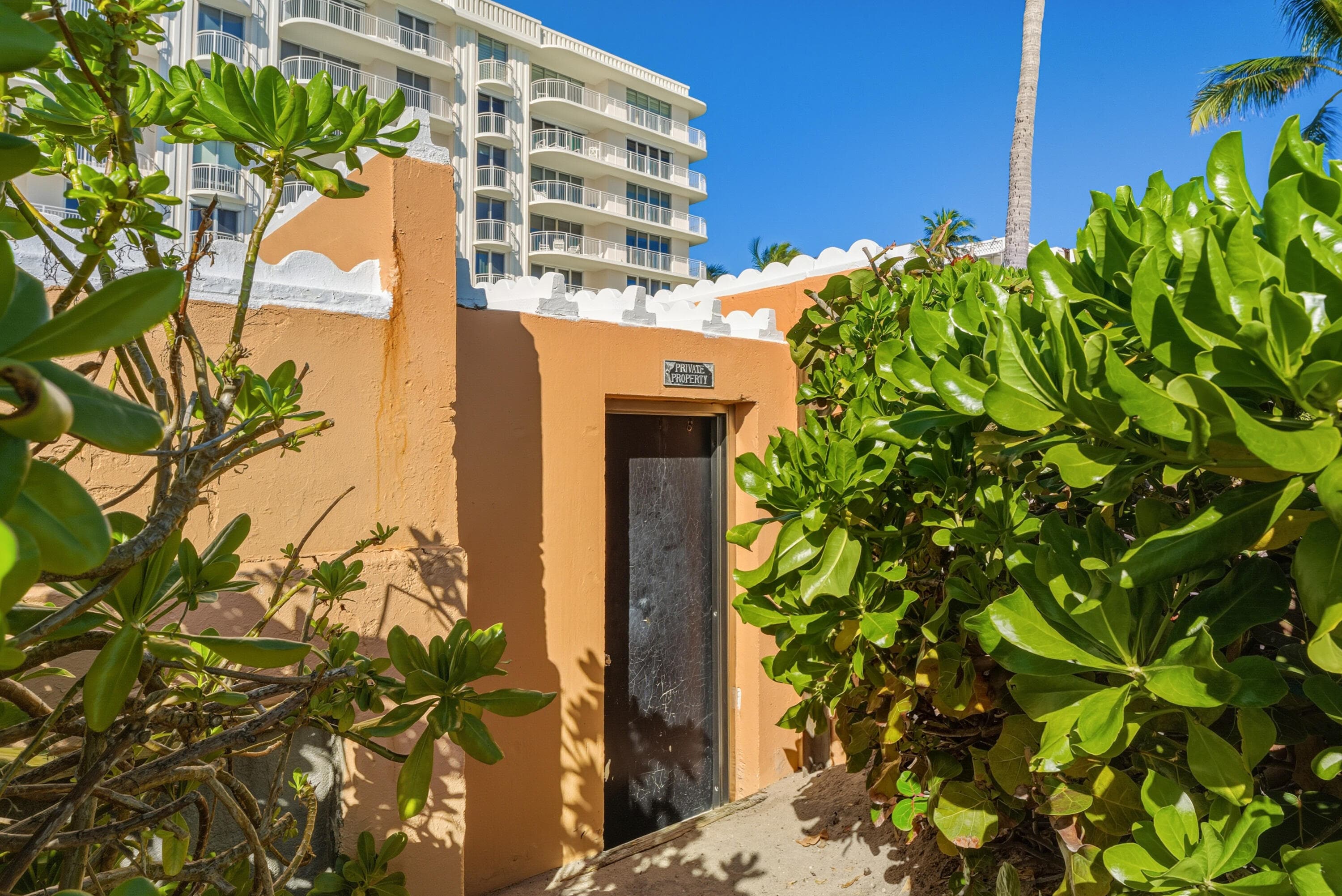 100 Worth Avenue 308, Palm Beach, FL 33480 — photo 24 of 47