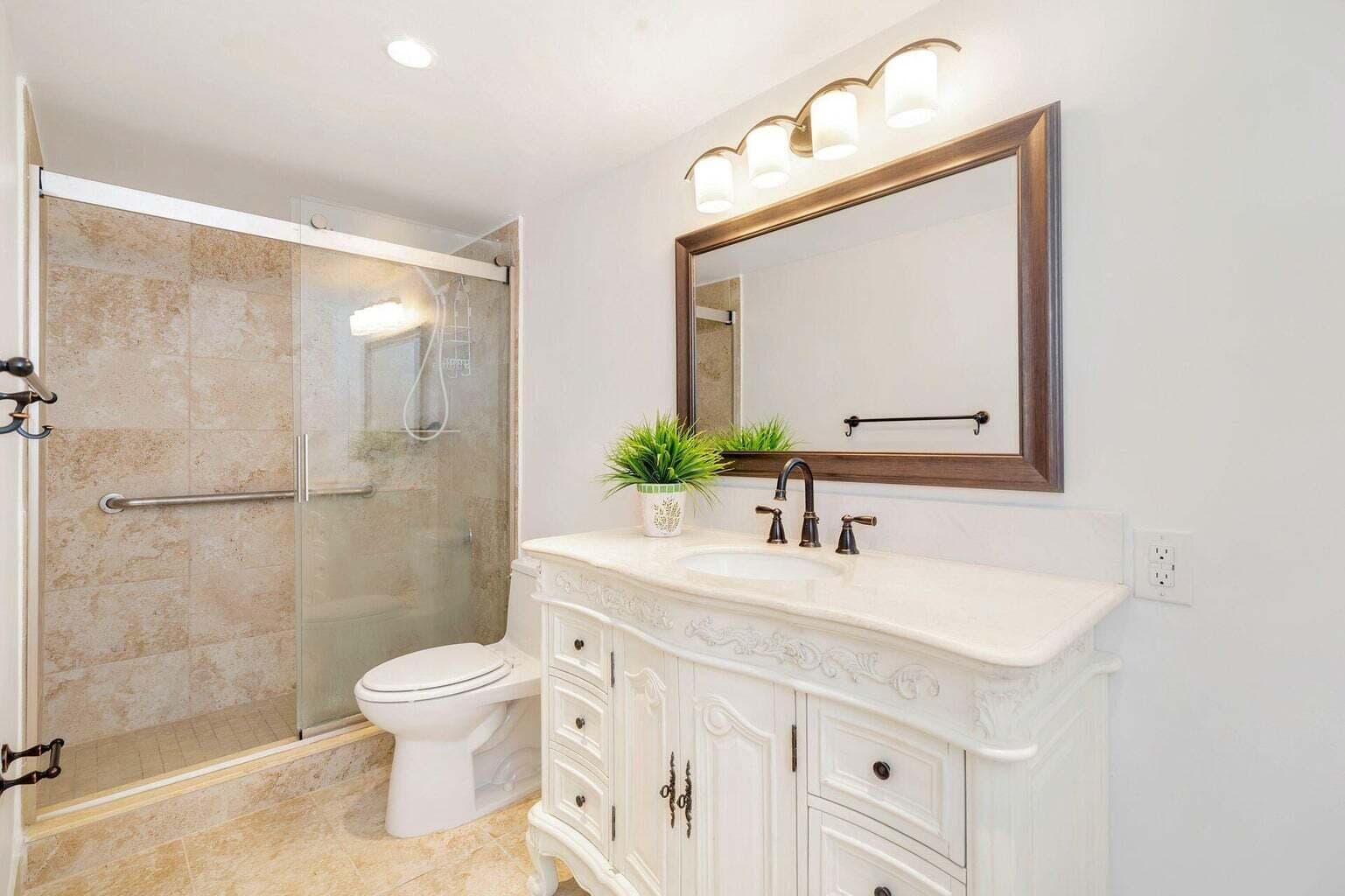 907 Marina Drive 402, North Palm Beach, FL 33408 — photo 15 of 52