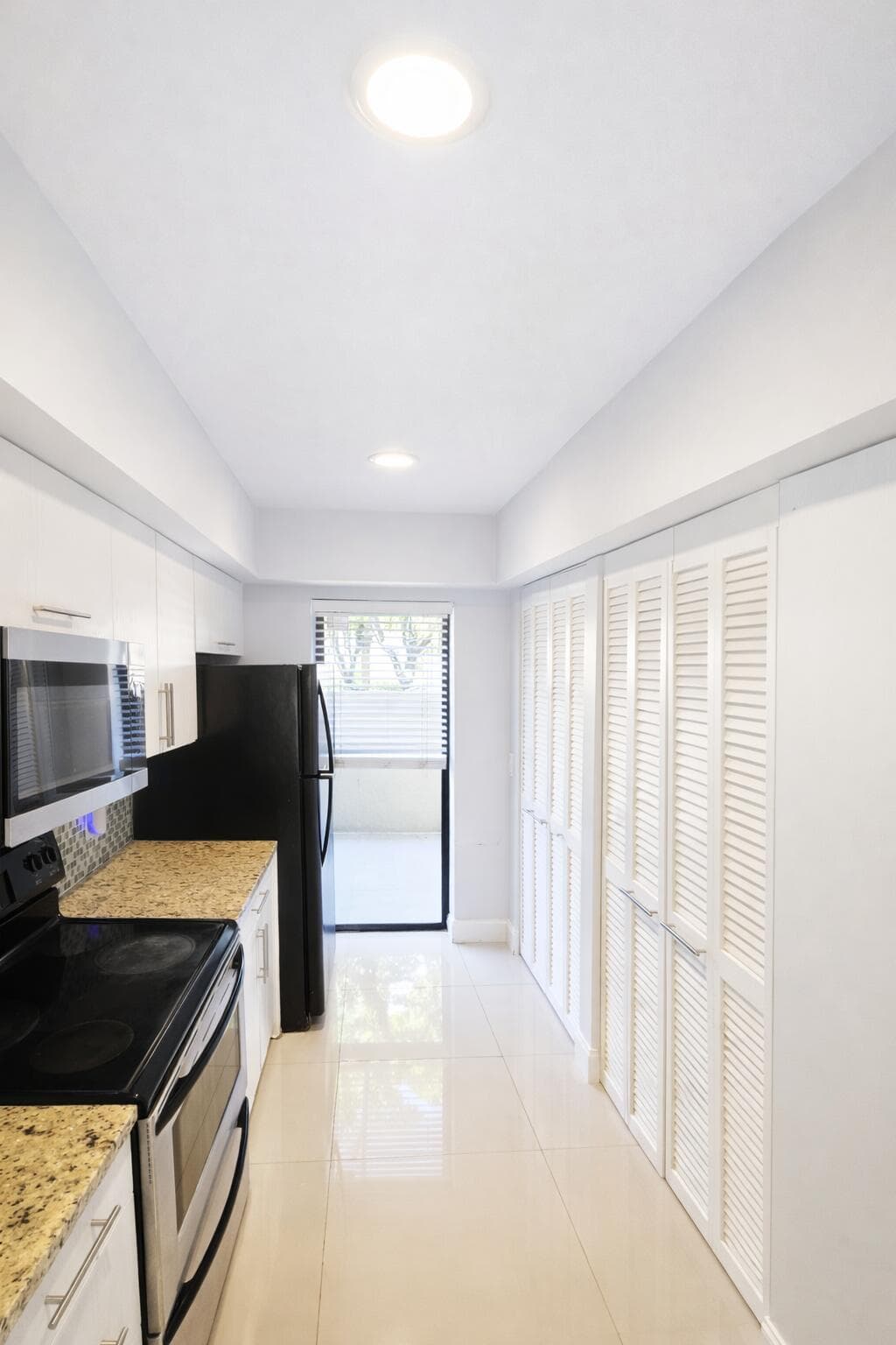 11596 NW 45th Street 4, Coral Springs, FL 33065 — photo 3 of 19