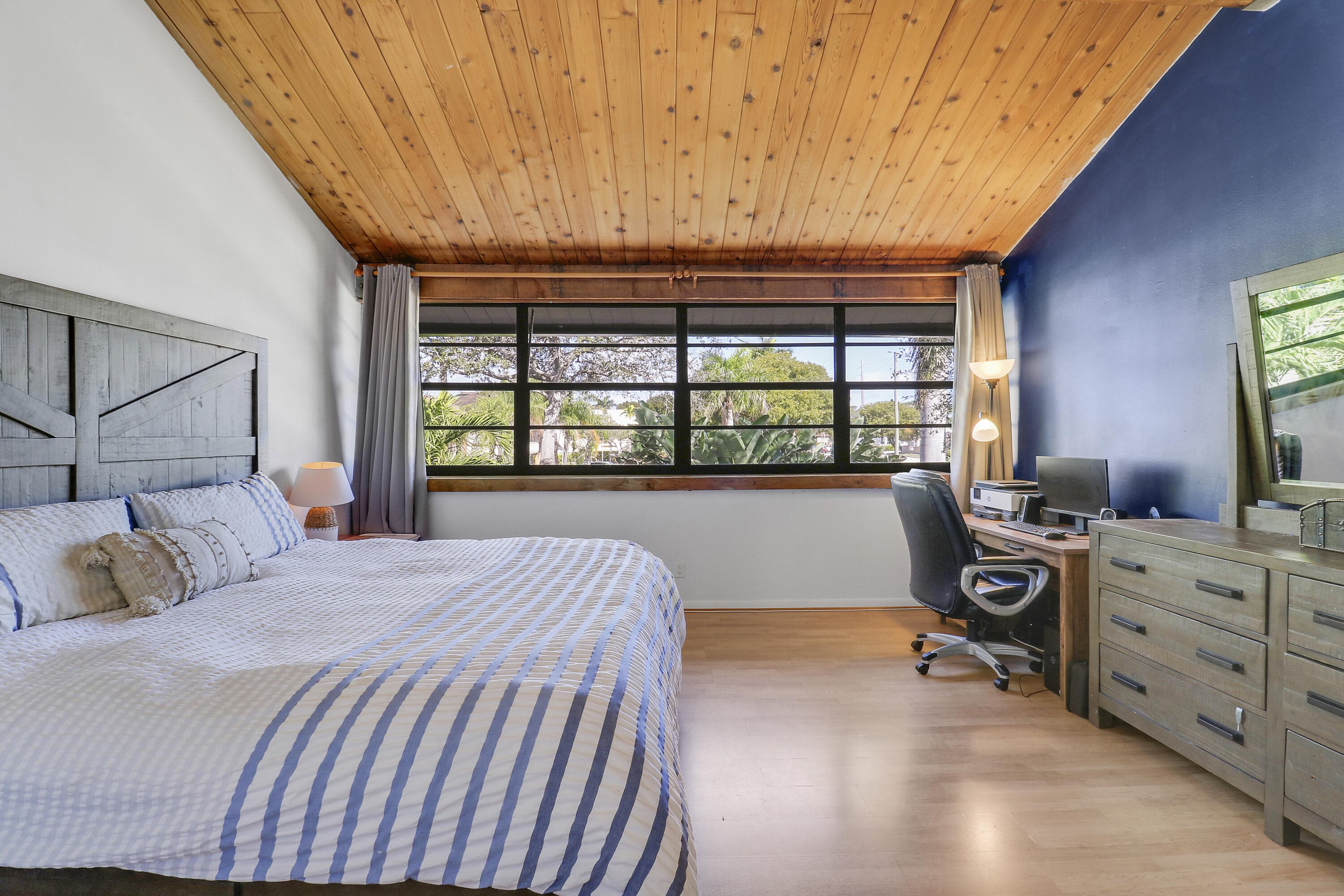 4801 NW 2nd Avenue 101, Boca Raton, FL 33431 — photo 16 of 31